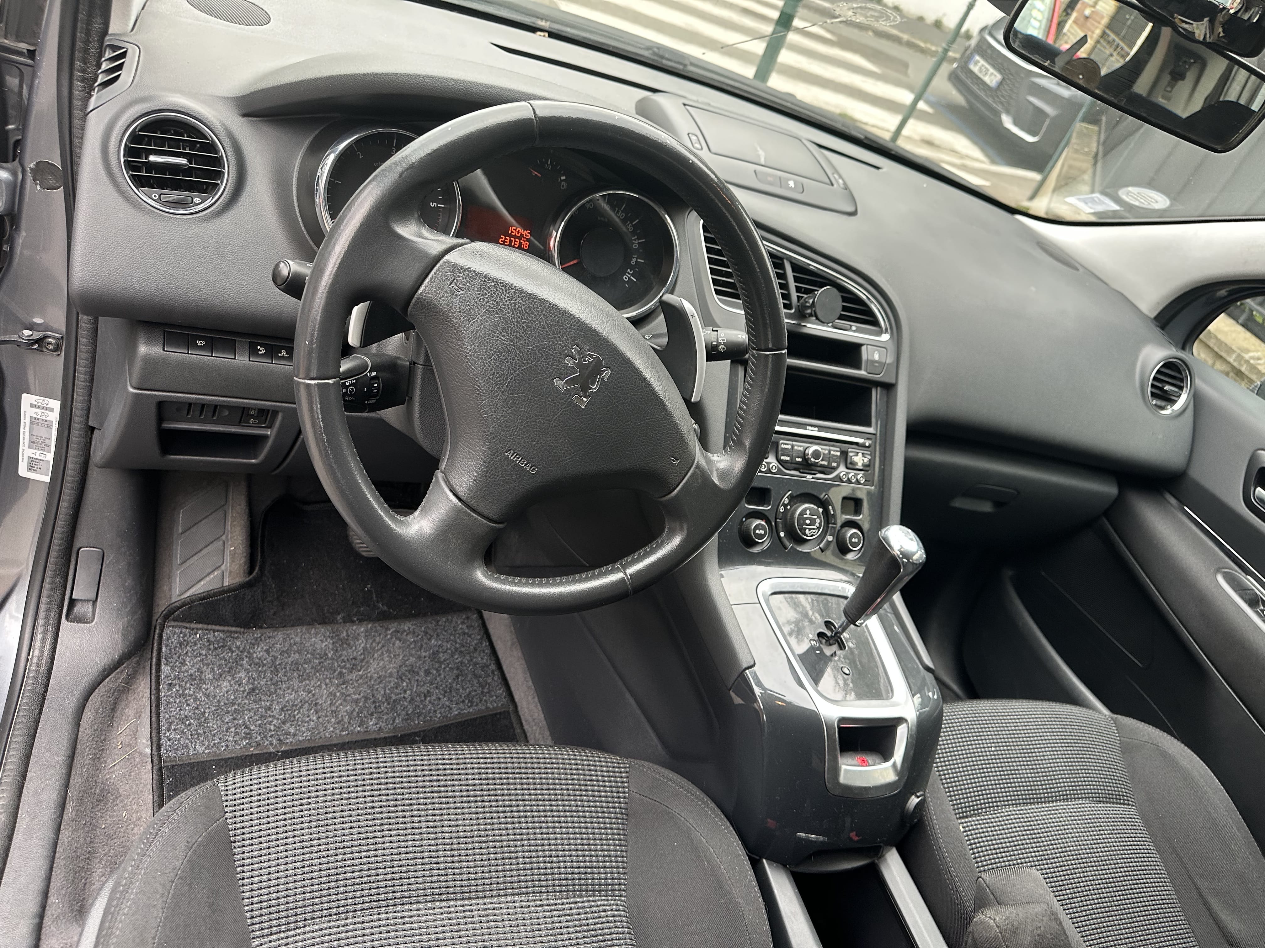 Peugeot 5008 avec Régulateur de vitesse