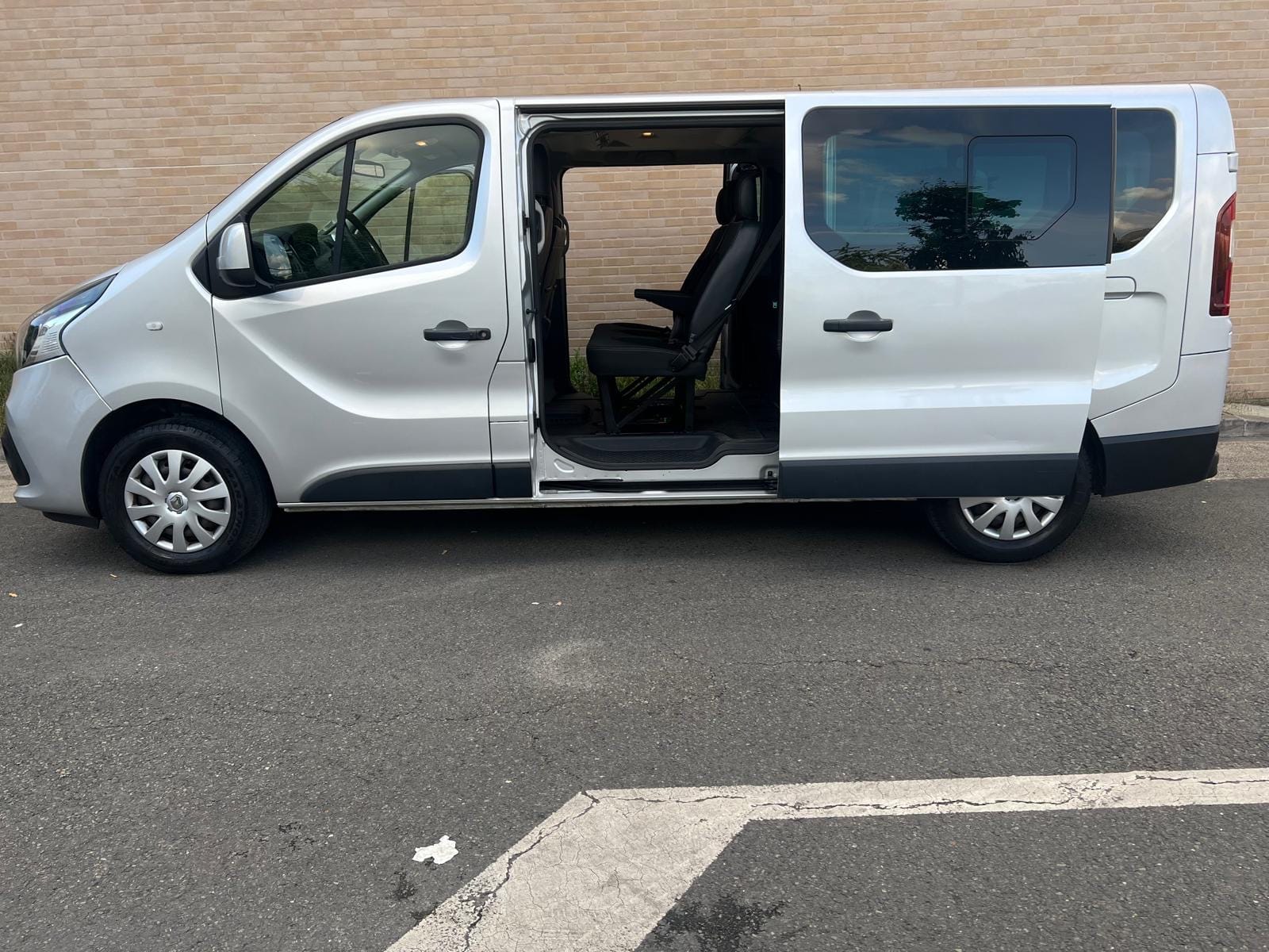 Renault Trafic Passenger avec Siège bébé