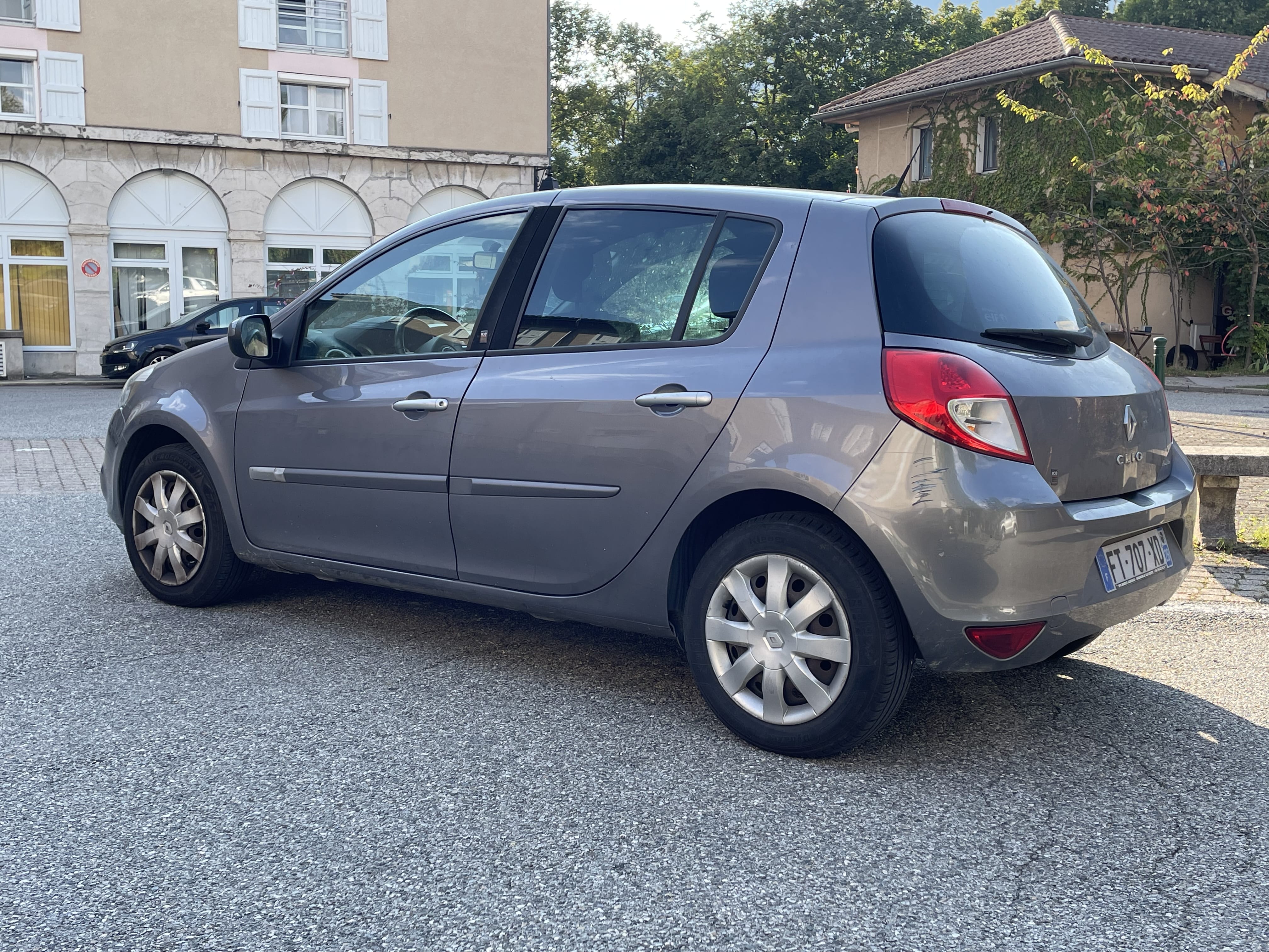 Renault Clio avec Entrée audio / iPod