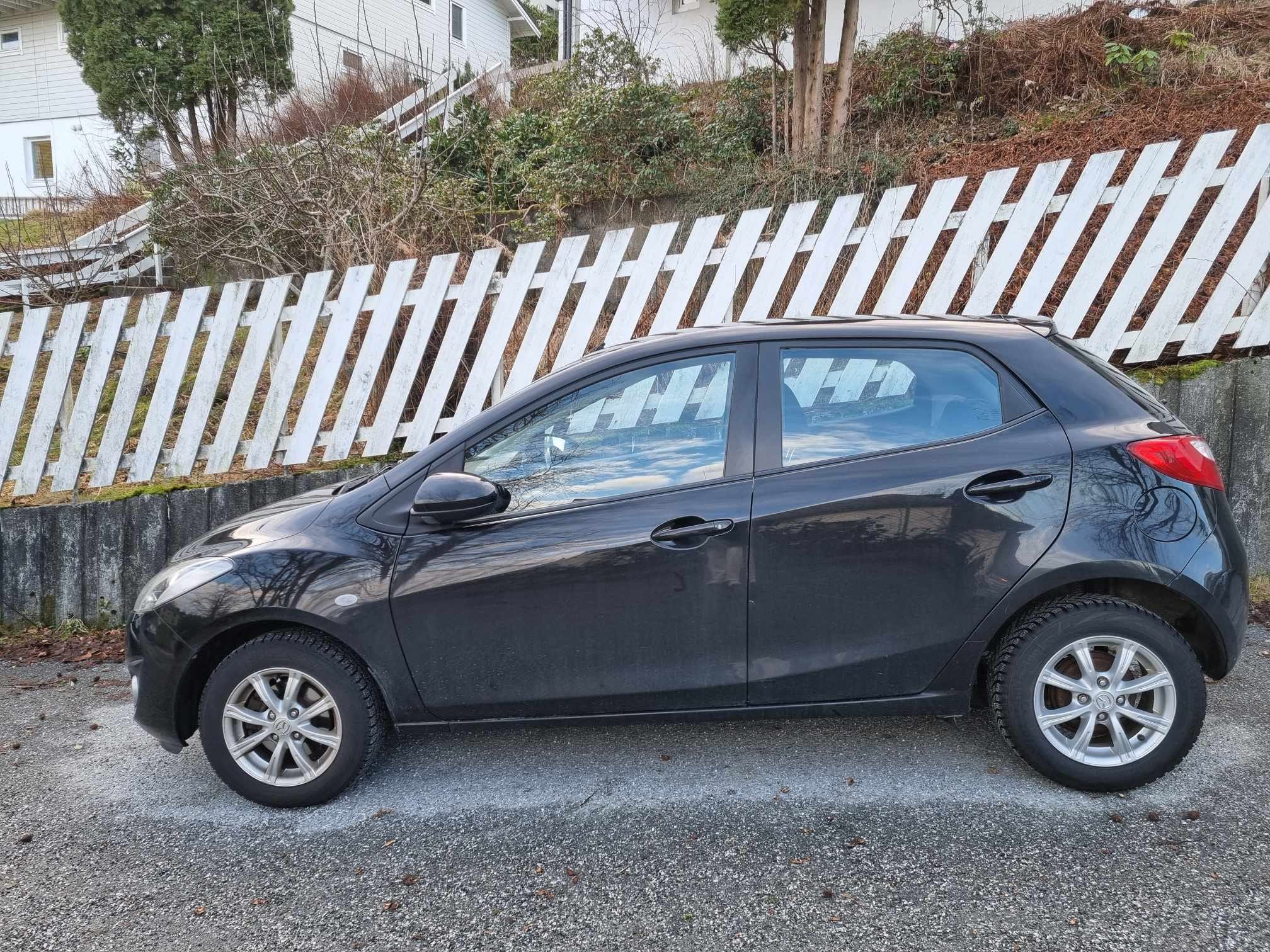 Mazda 2 with Air conditioning