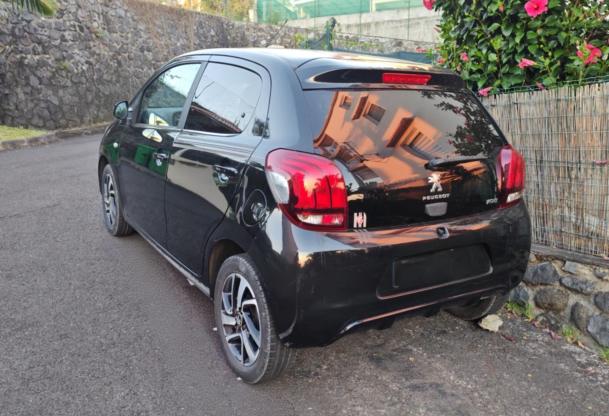Peugeot 108 avec GPS