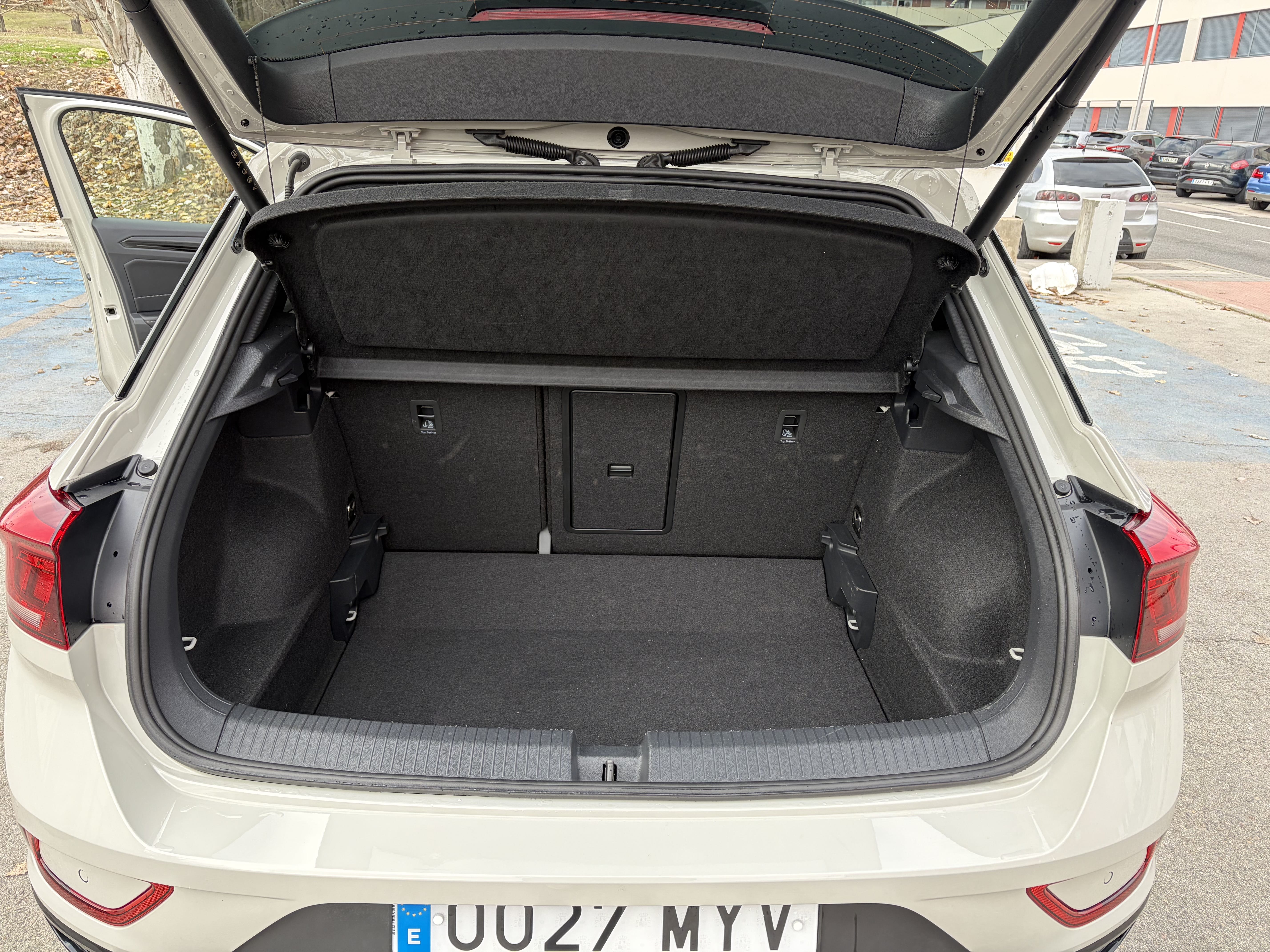 Volkswagen T-Roc with Bluetooth audio