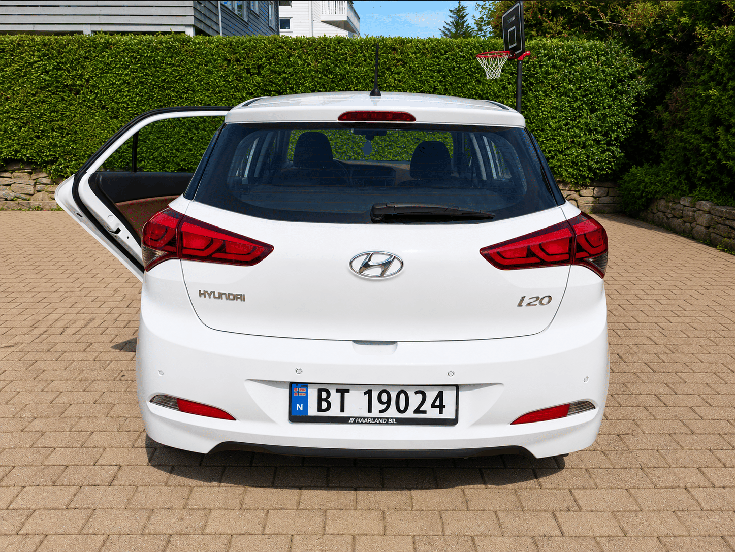 Hyundai i20 1.2 bensin med Vinterdekk