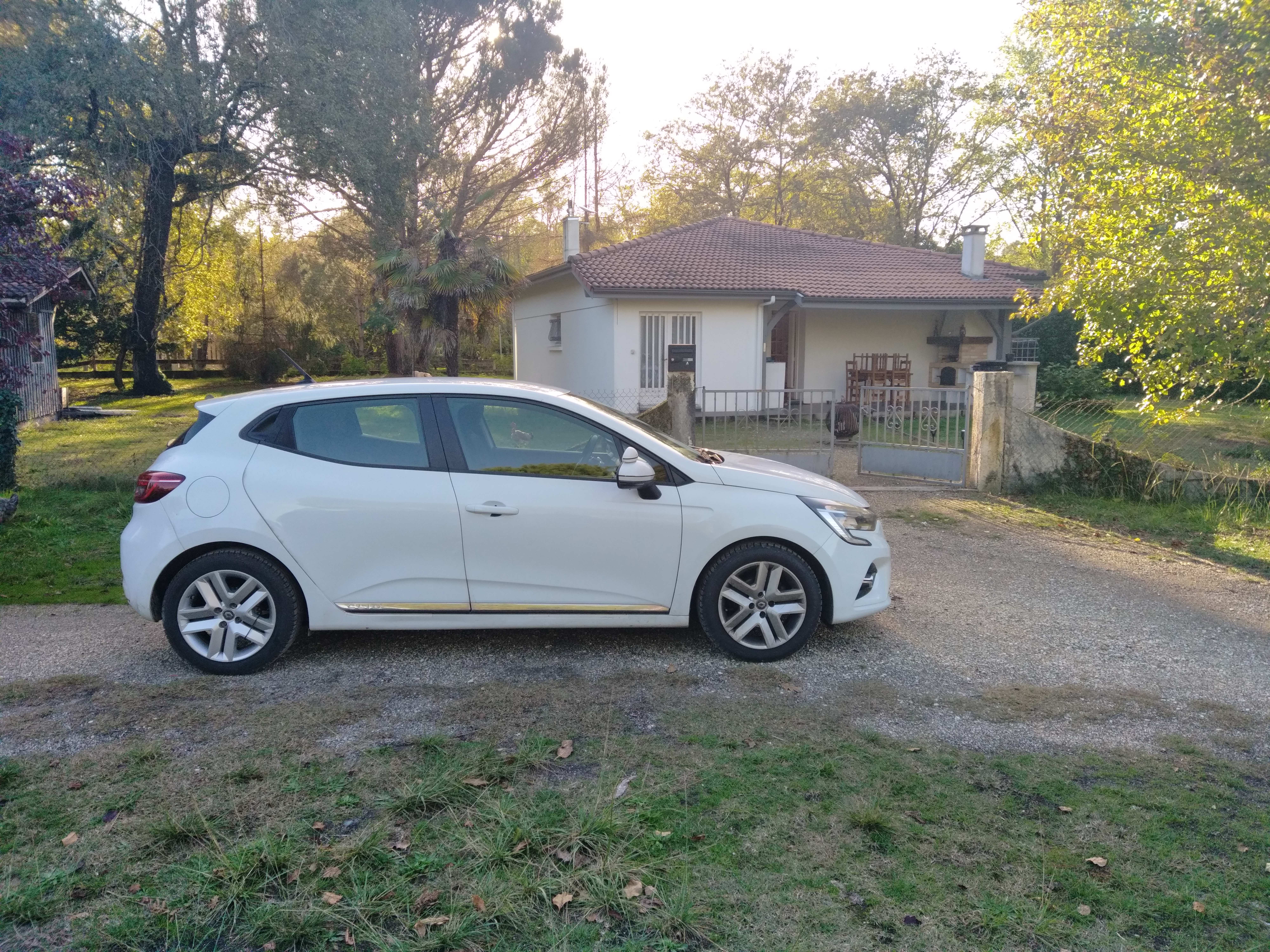 Renault Clio avec Climatisation