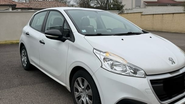 Peugeot 208, 2017, Diesel