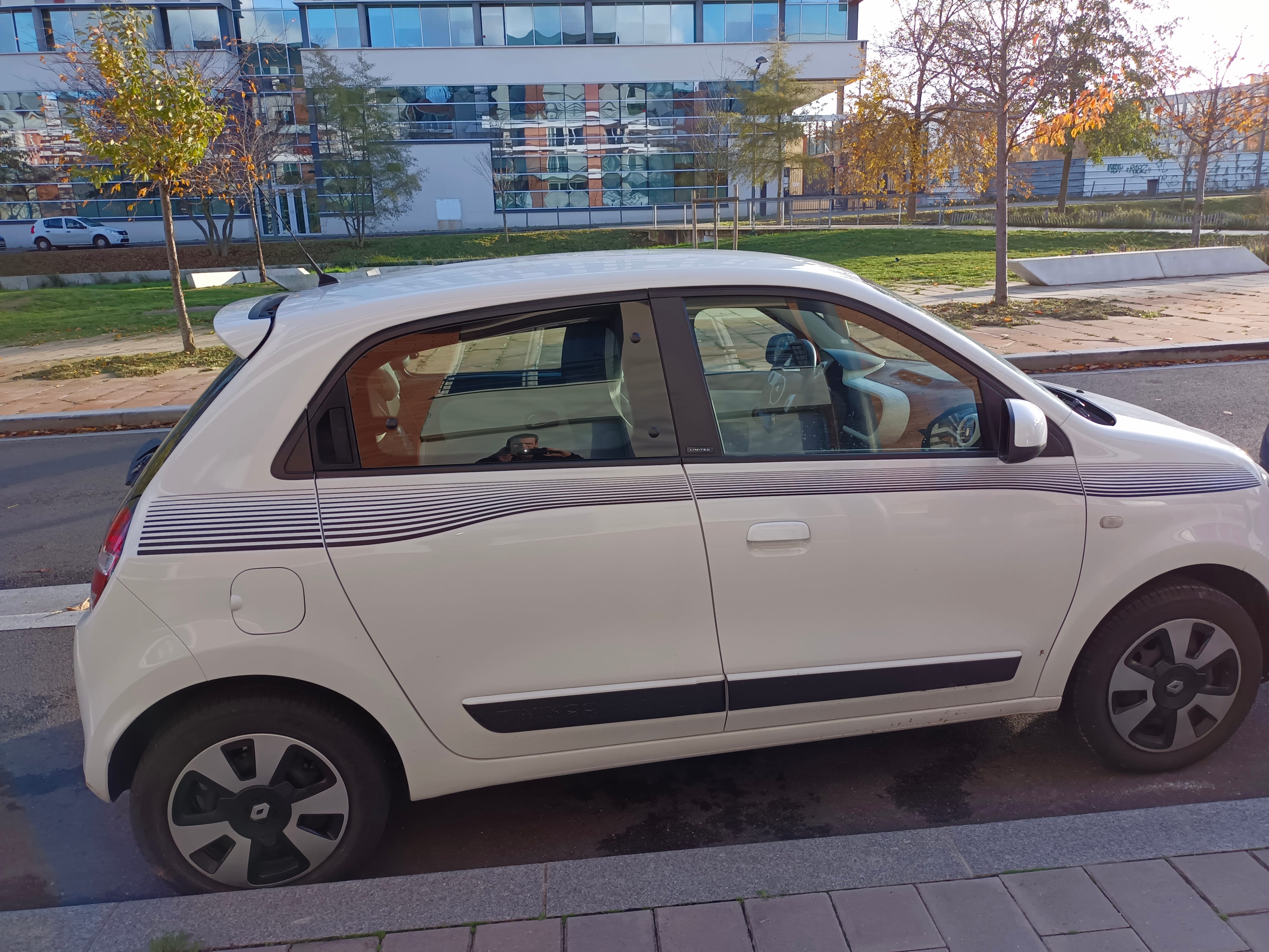 Renault Twingo III avec Climatisation