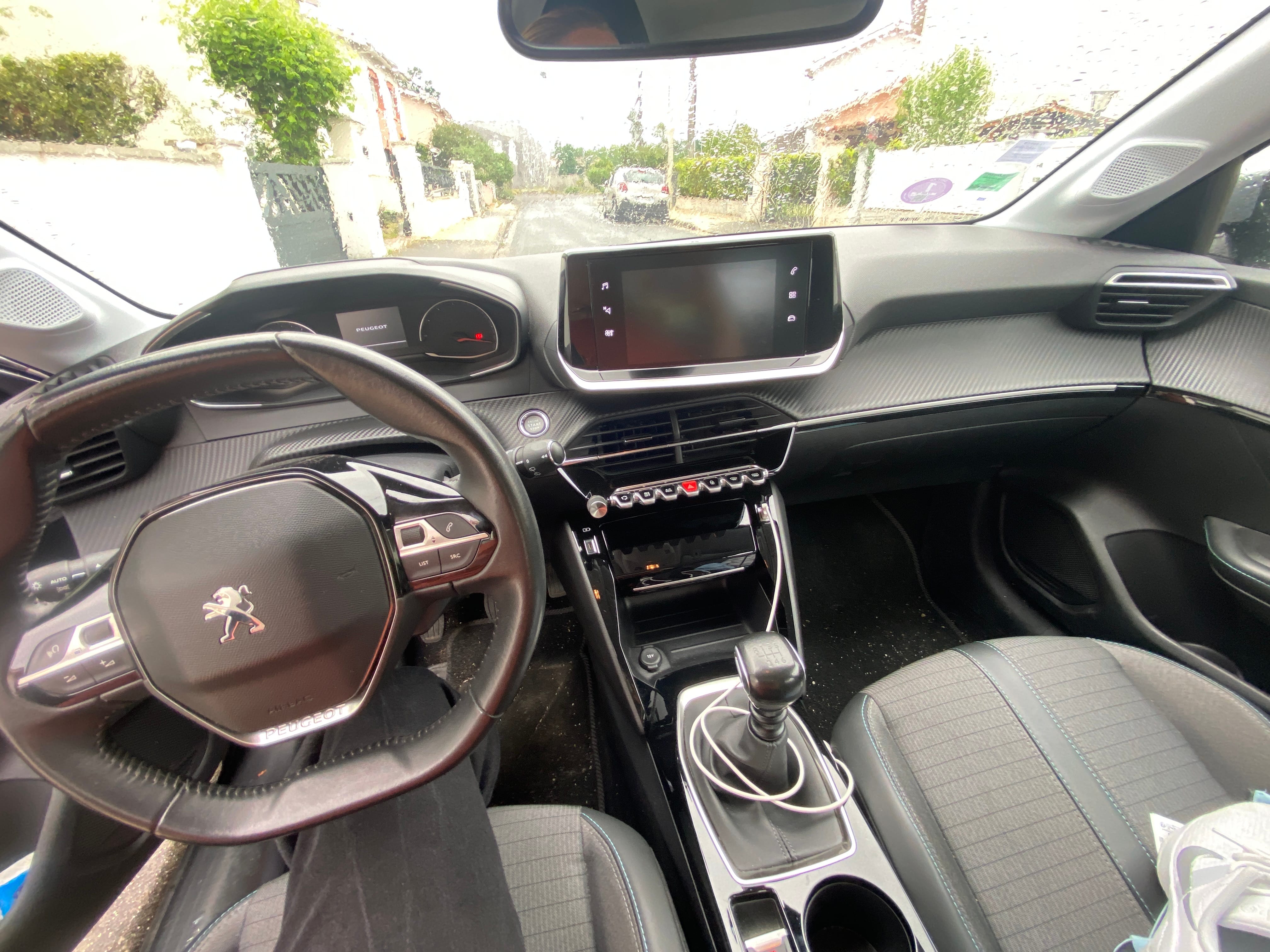 Peugeot 208 avec Régulateur de vitesse