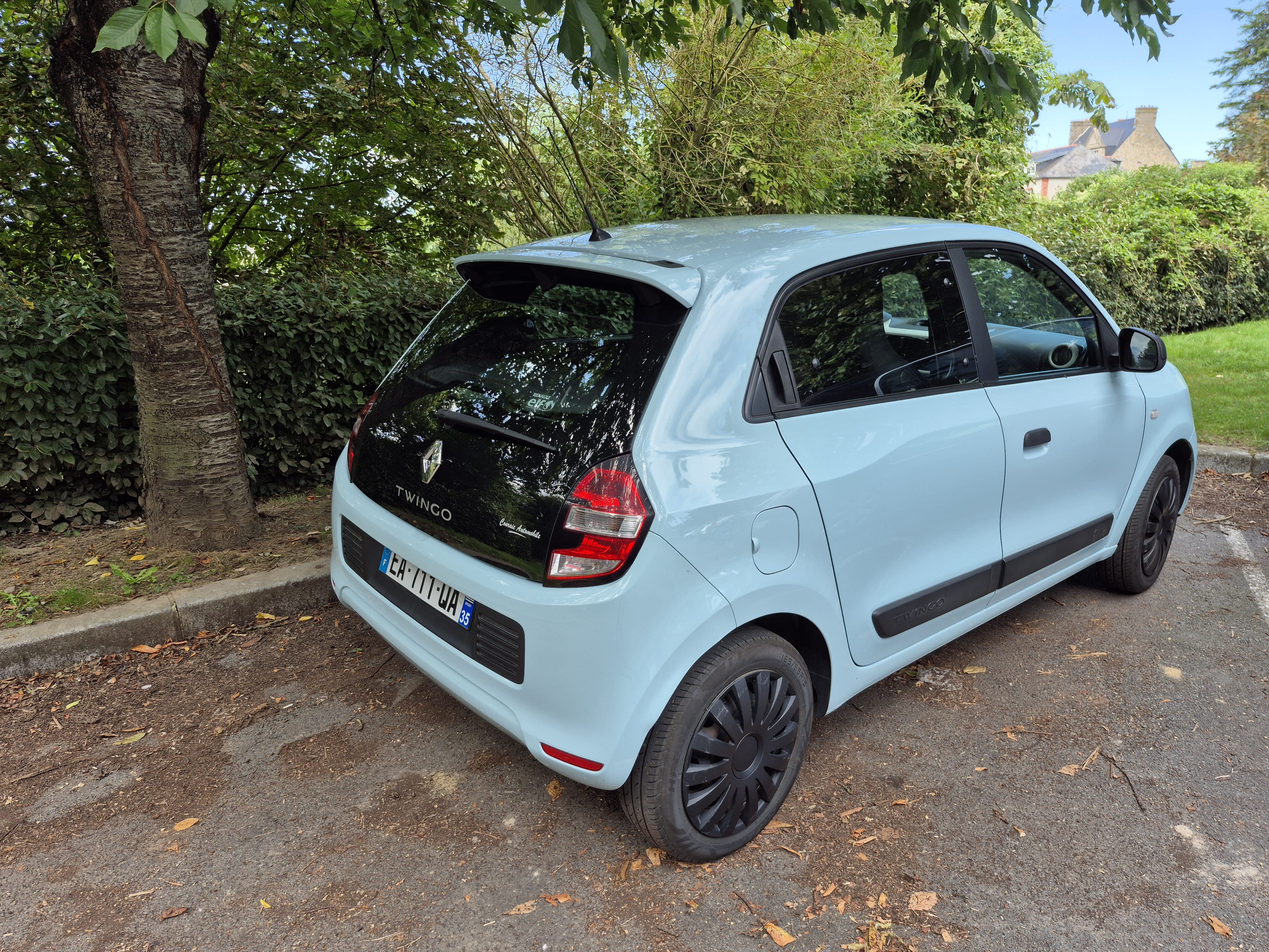 Renault Twingo III essence avec Siège bébé