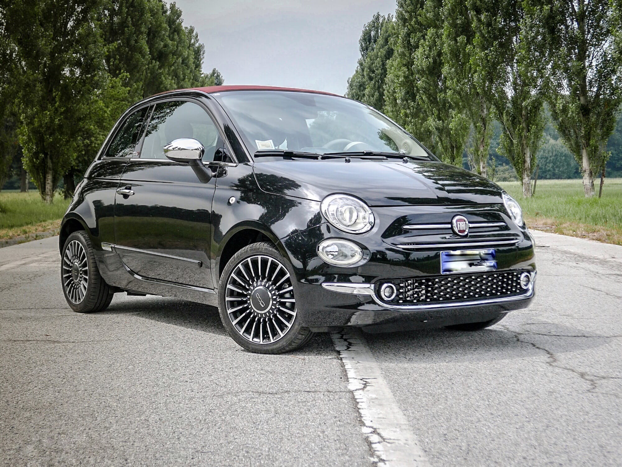 Fiat 500 C Gare ST-Jean  Louez Fiat 500 Cabriolet – Élégance, Maniabilité et Plaisir de Conduite !