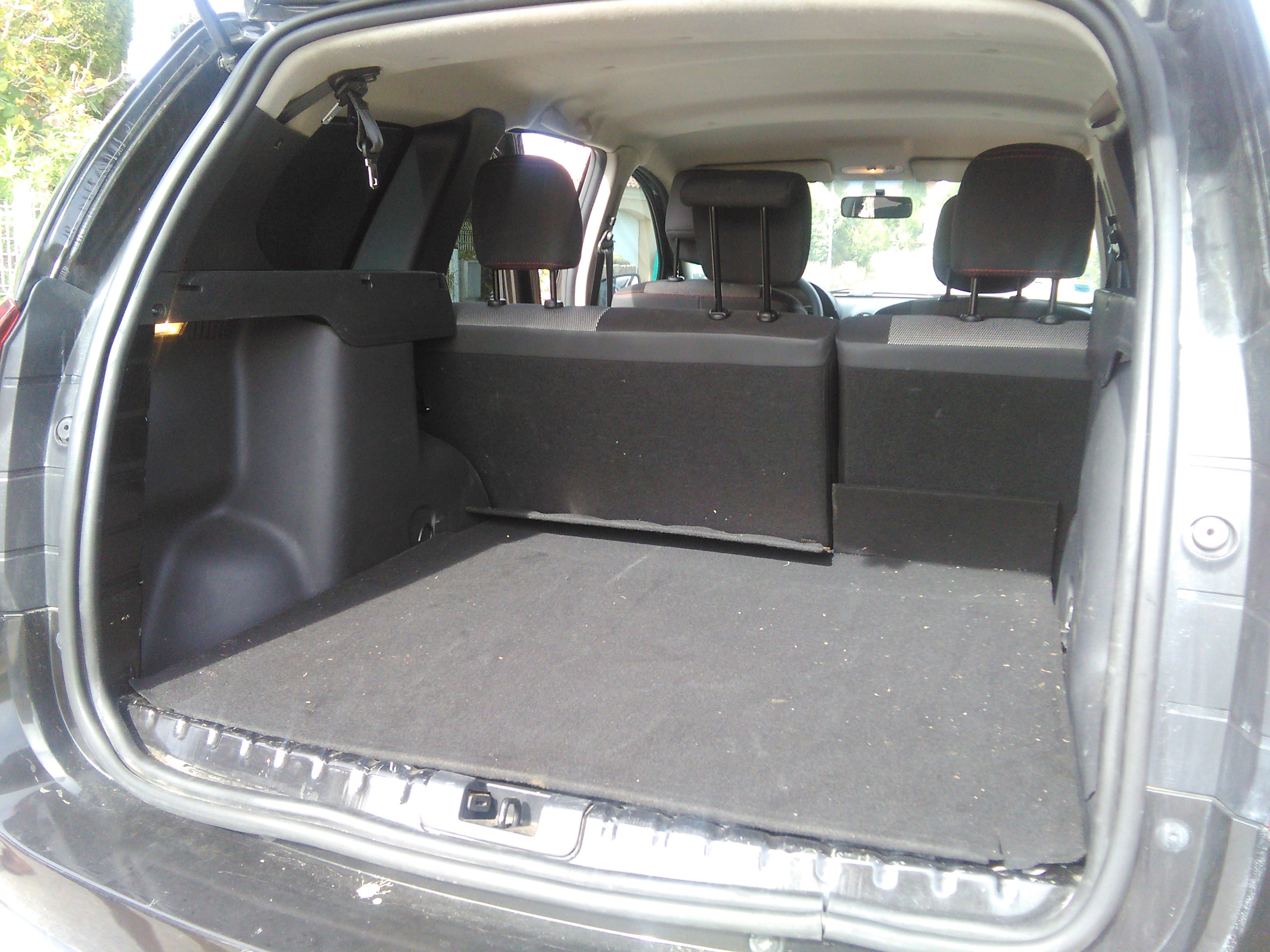 Dacia Duster 1.5 DCI 4x4 avec Entrée audio / iPod