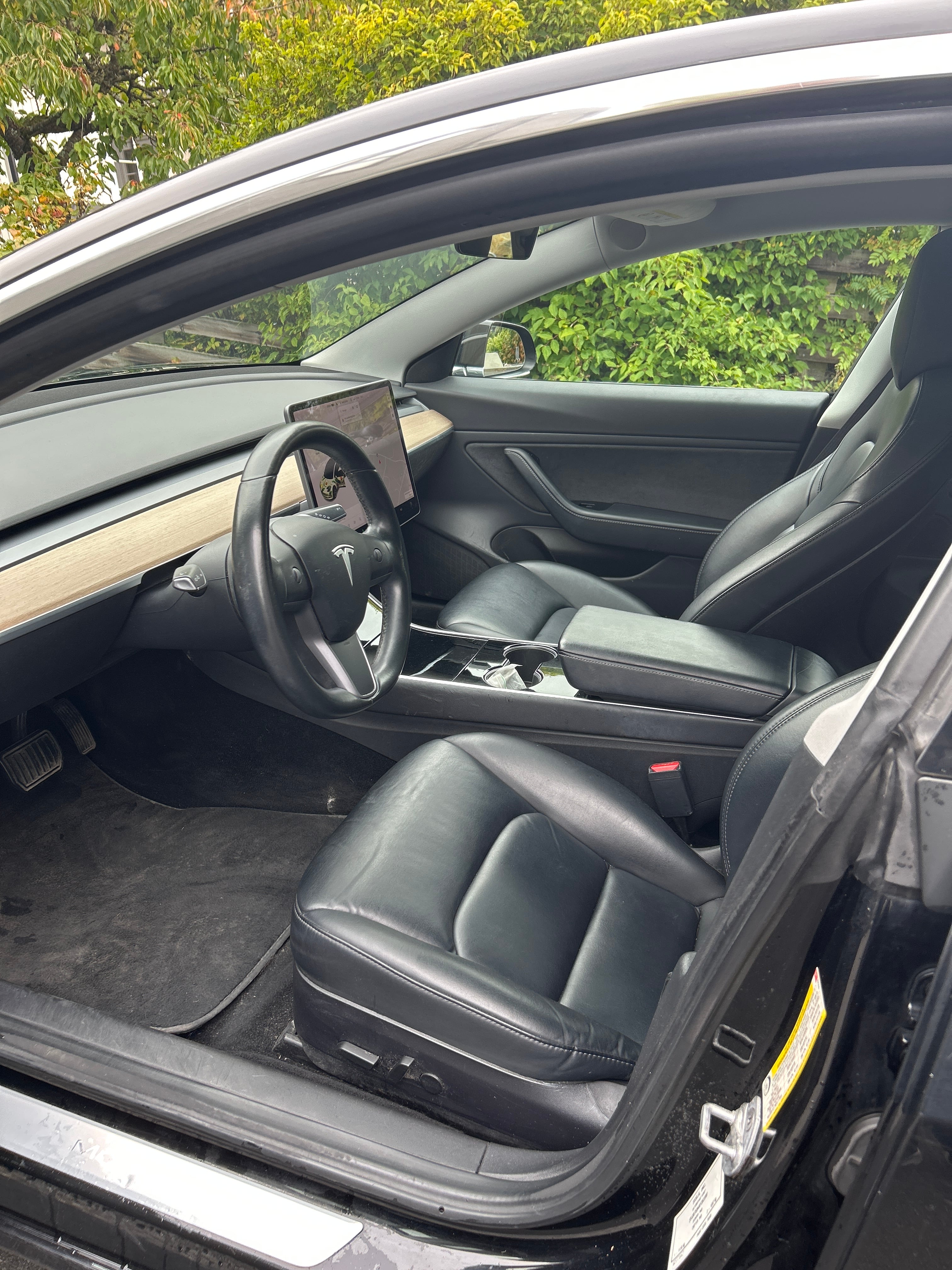 Tesla Model 3 Long Range med Firehjulstrekk