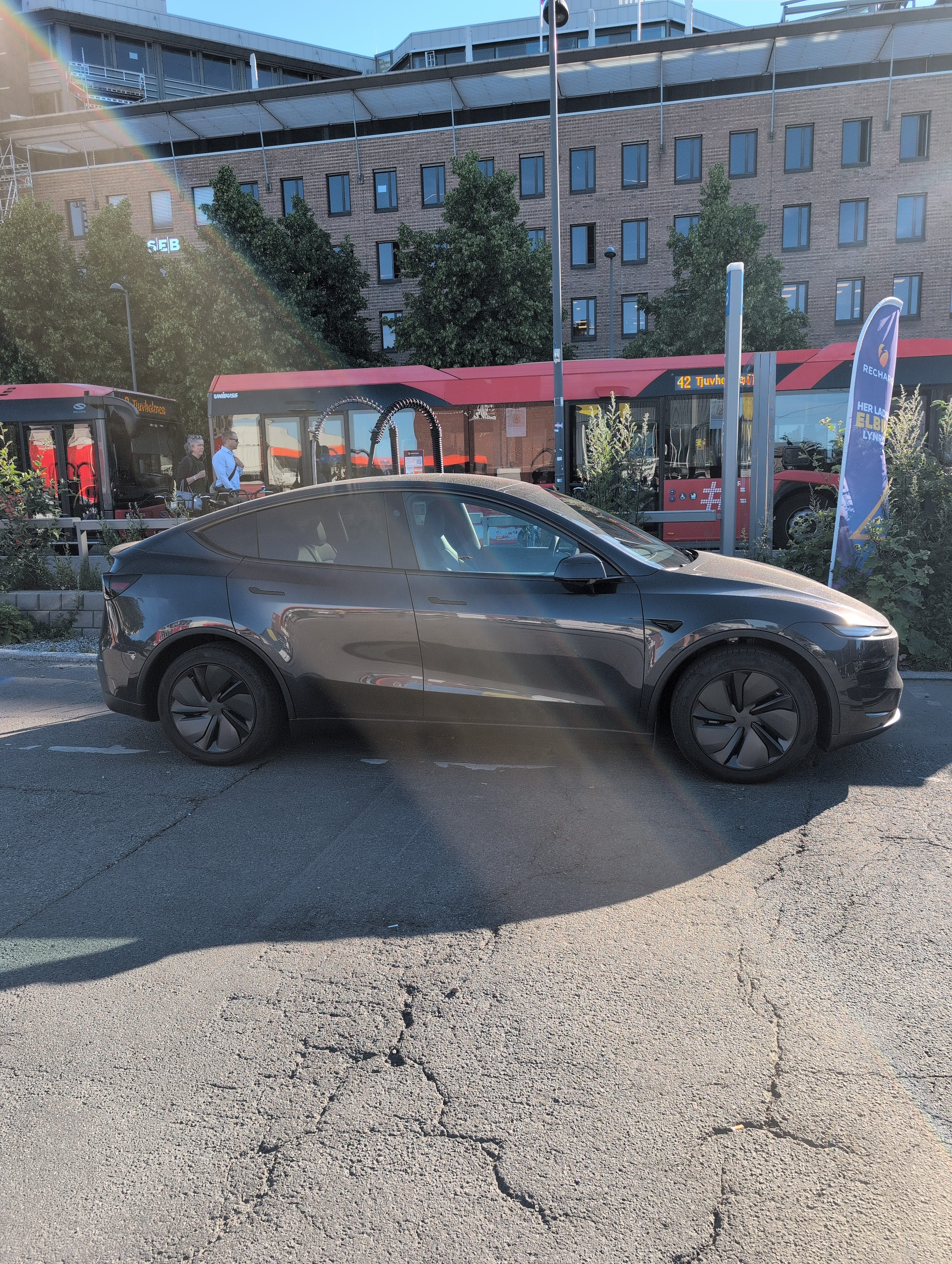 Tesla Model Y Long Range mit Klimaanlage