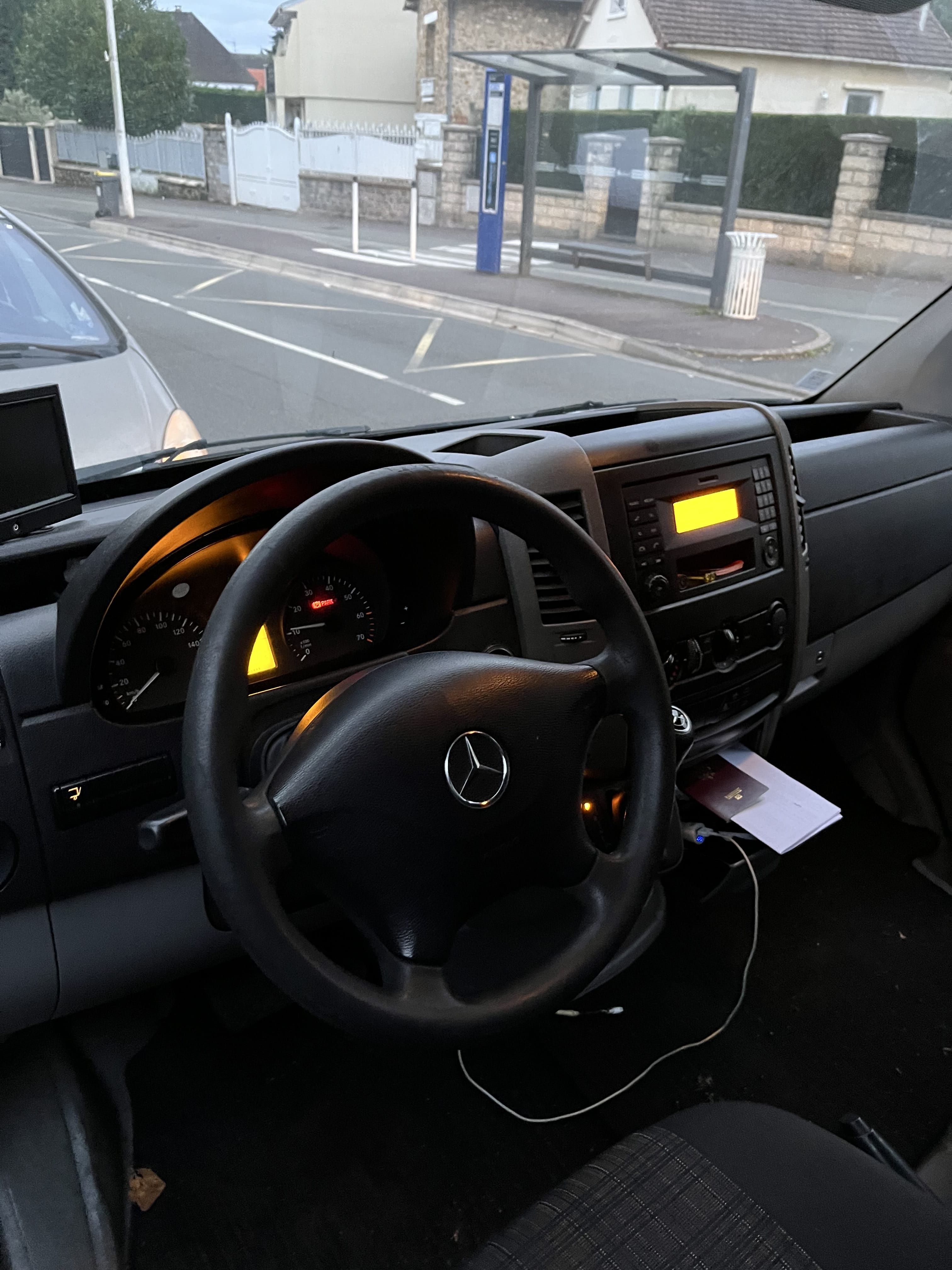 Mercedes-Benz Sprinter avec Audio Bluetooth