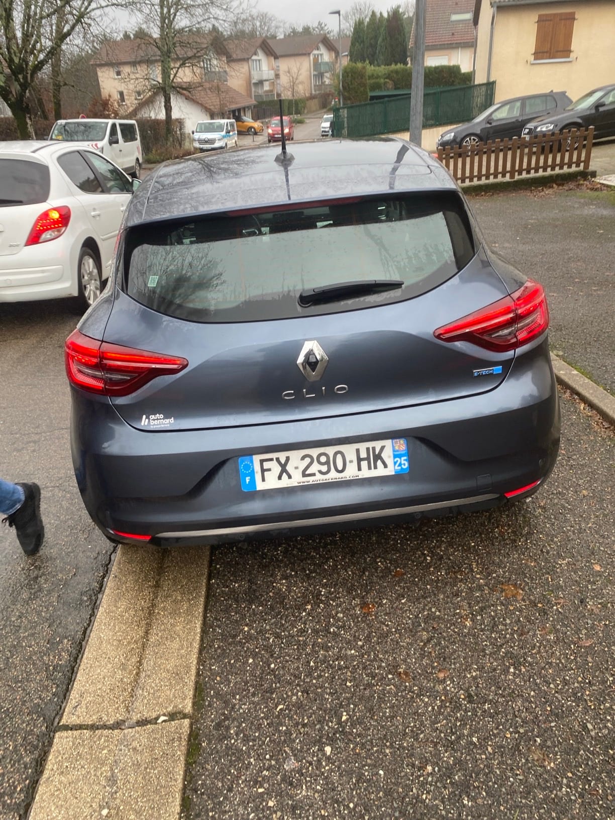 Renault Clio E-tech avec Audio Bluetooth