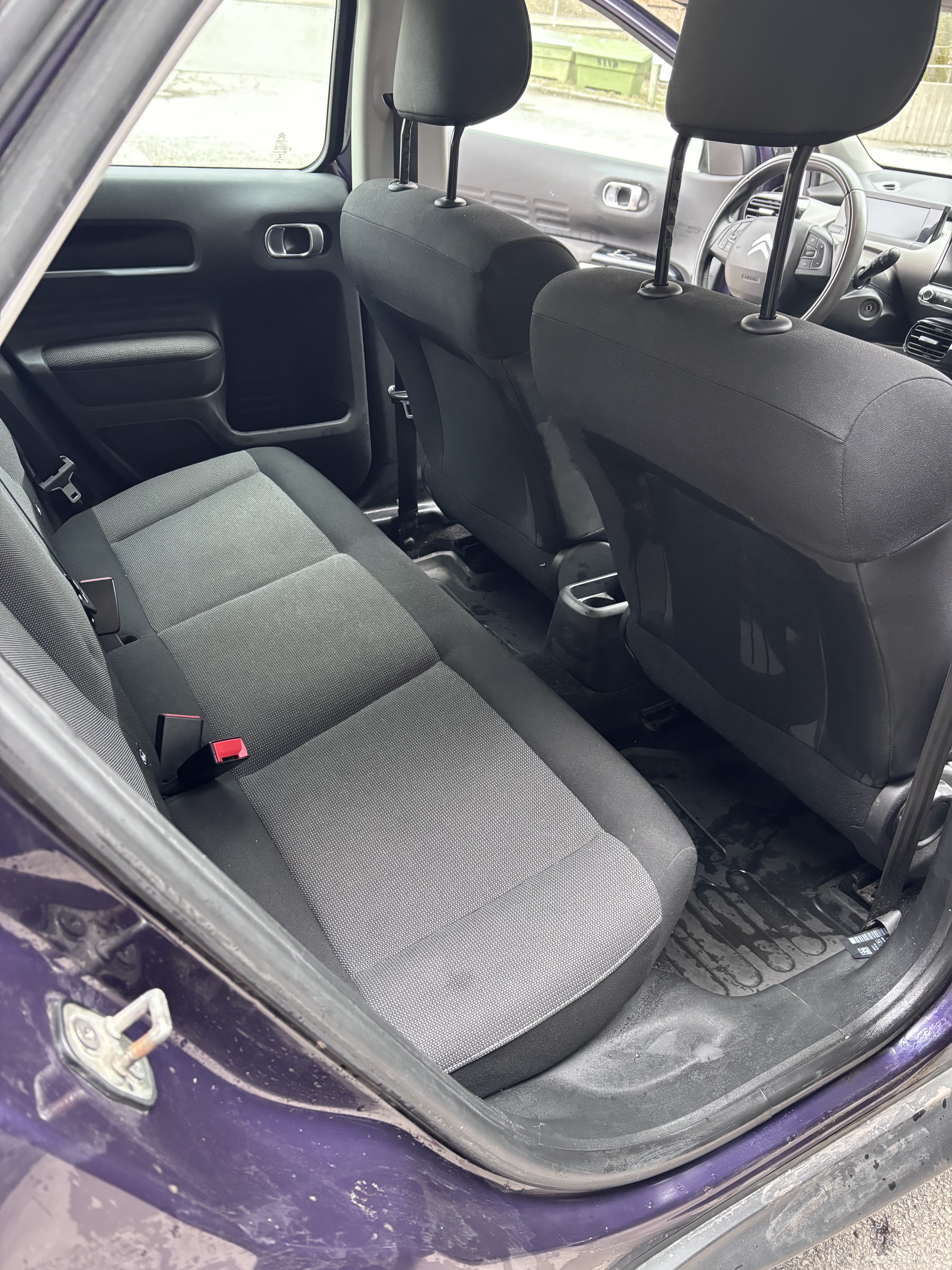 Citroen C4 Cactus med USB ladeuttak