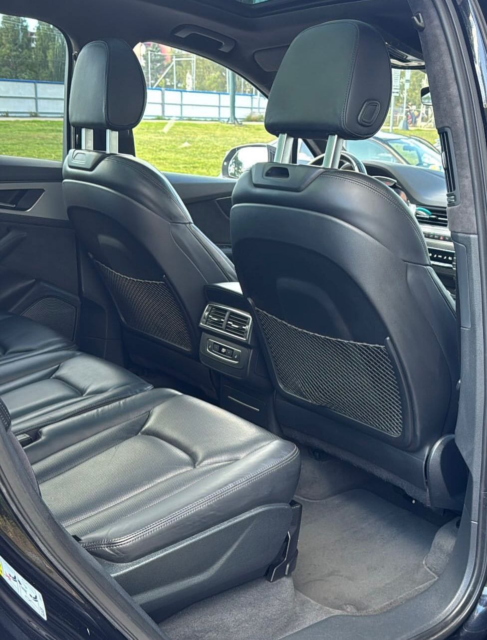 Audi Q7 e-tron med GPS