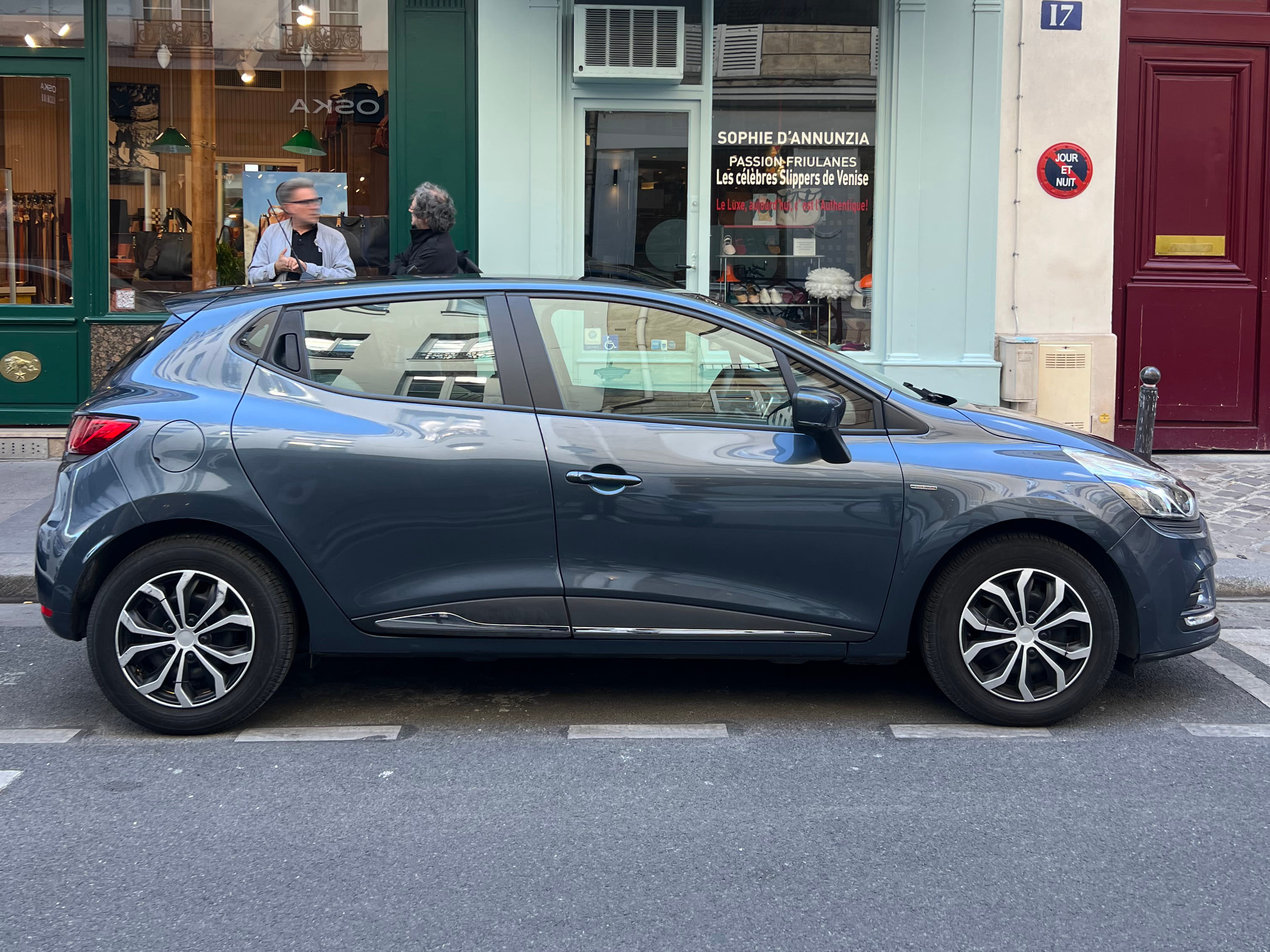 Renault Clio avec Climatisation