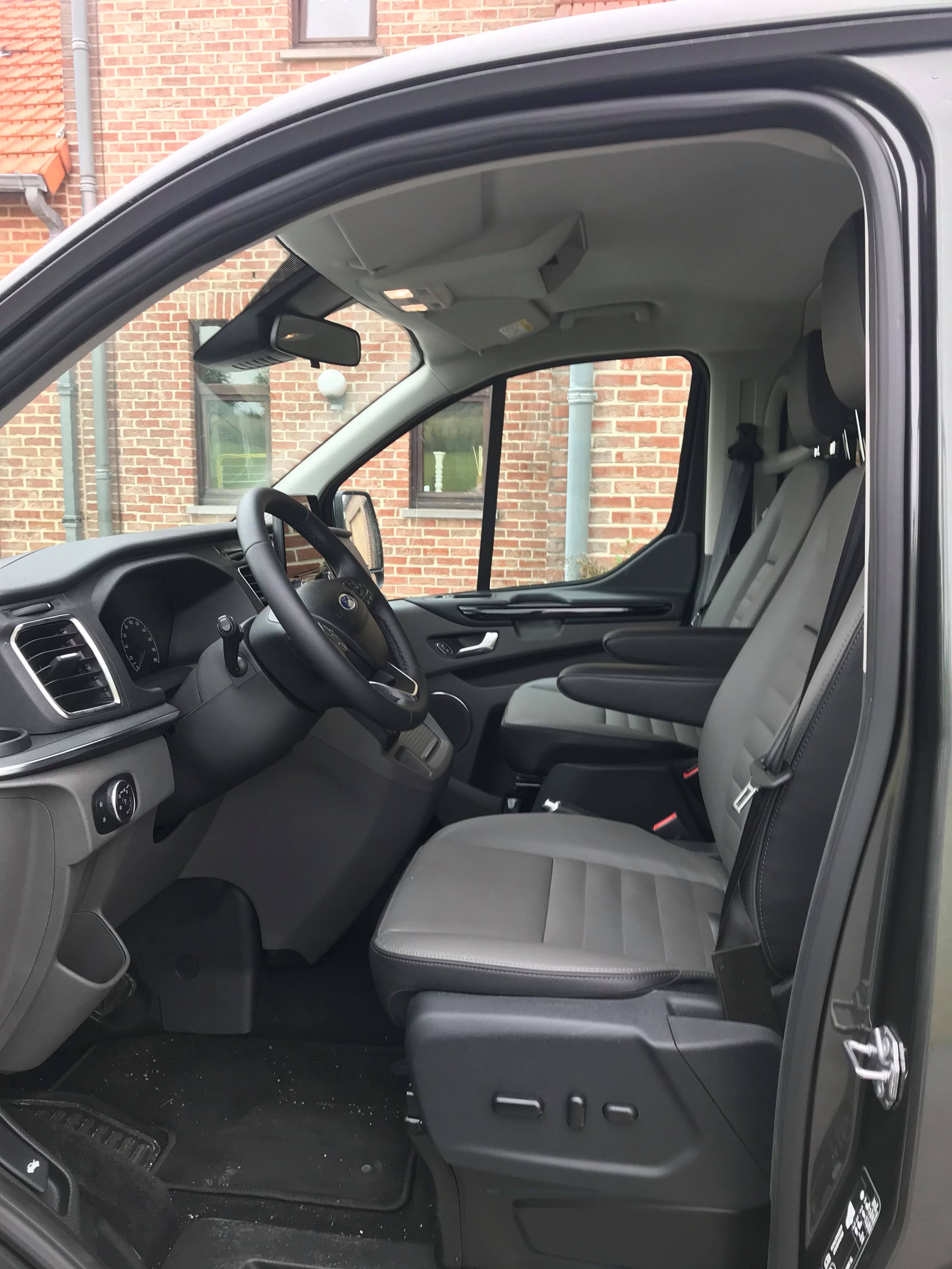 Ford Tourneo Custom avec Régulateur de vitesse