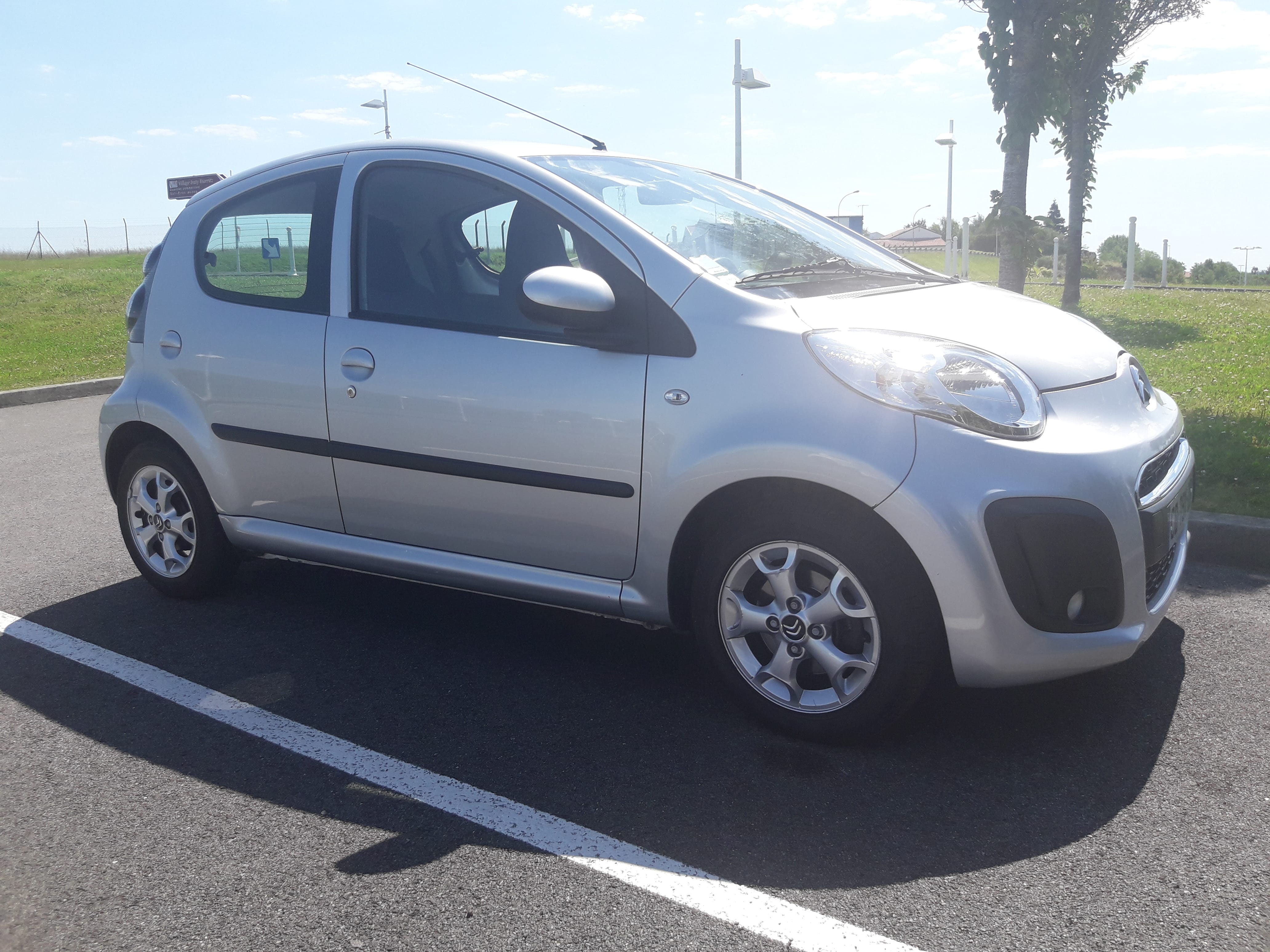 Citroen C1 EXCLUSIVE GRISE, 2012, Essence 95