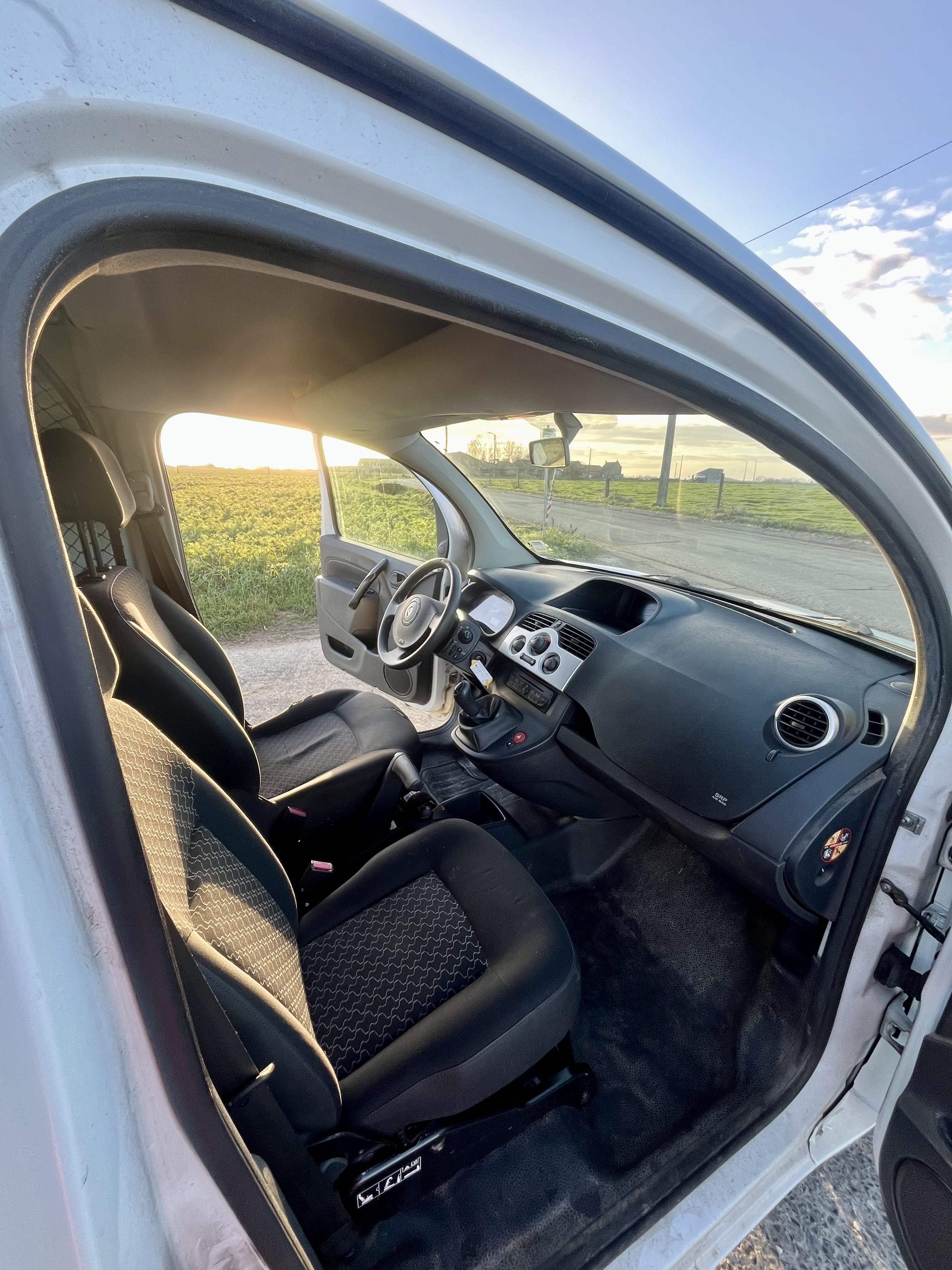 Renault Kangoo 1.5 dCi avec Autoradio