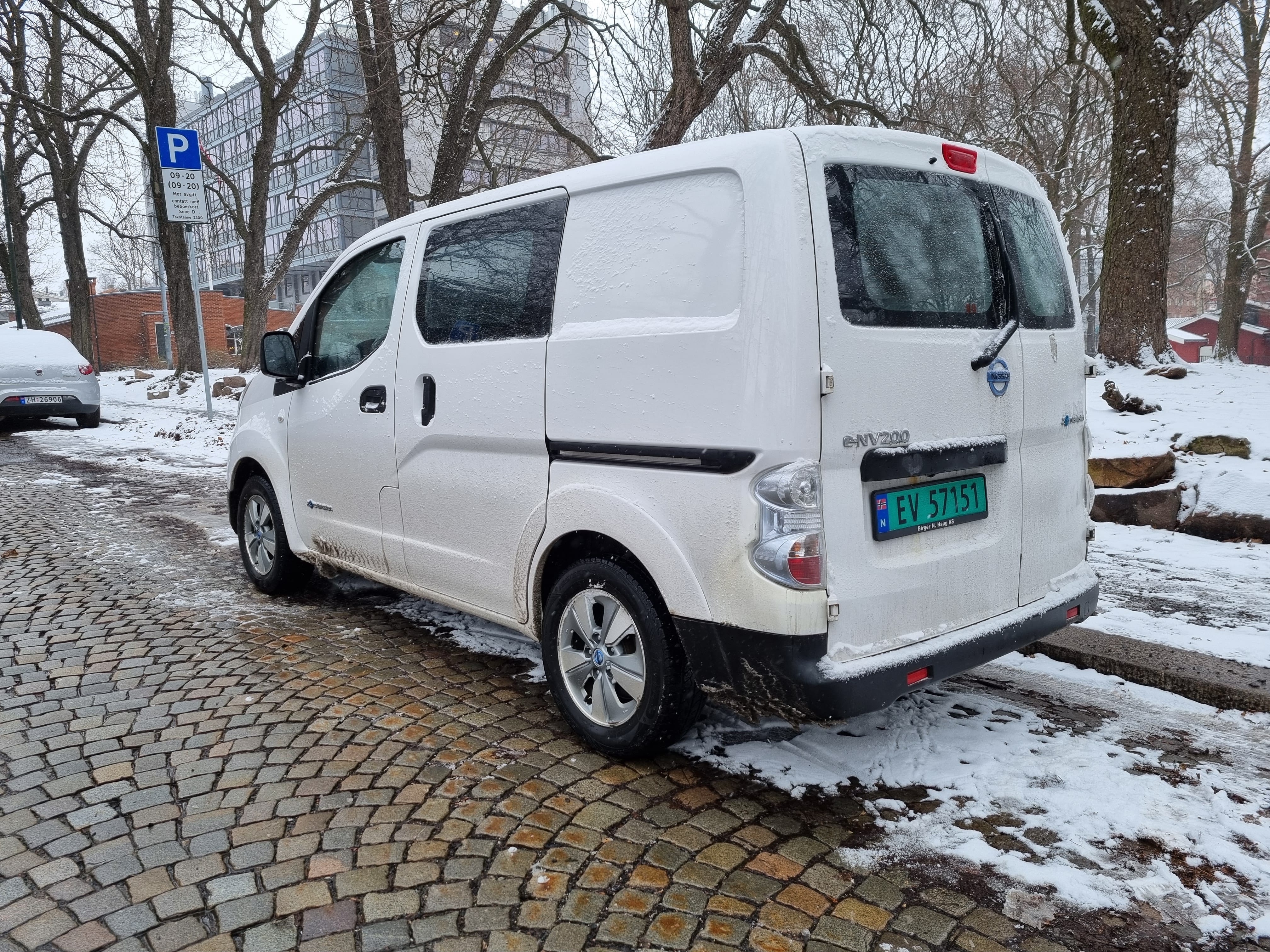 Nissan NV200 EL VAREBIL med GPS
