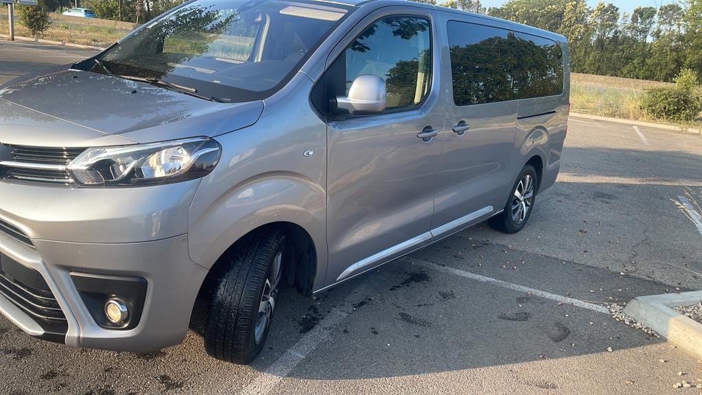 Toyota Verso, 2021, Diesel, 8 places