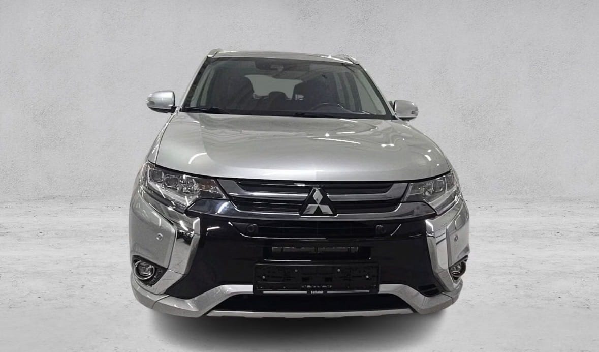 Mitsubishi Outlander Hybrid med Apple CarPlay