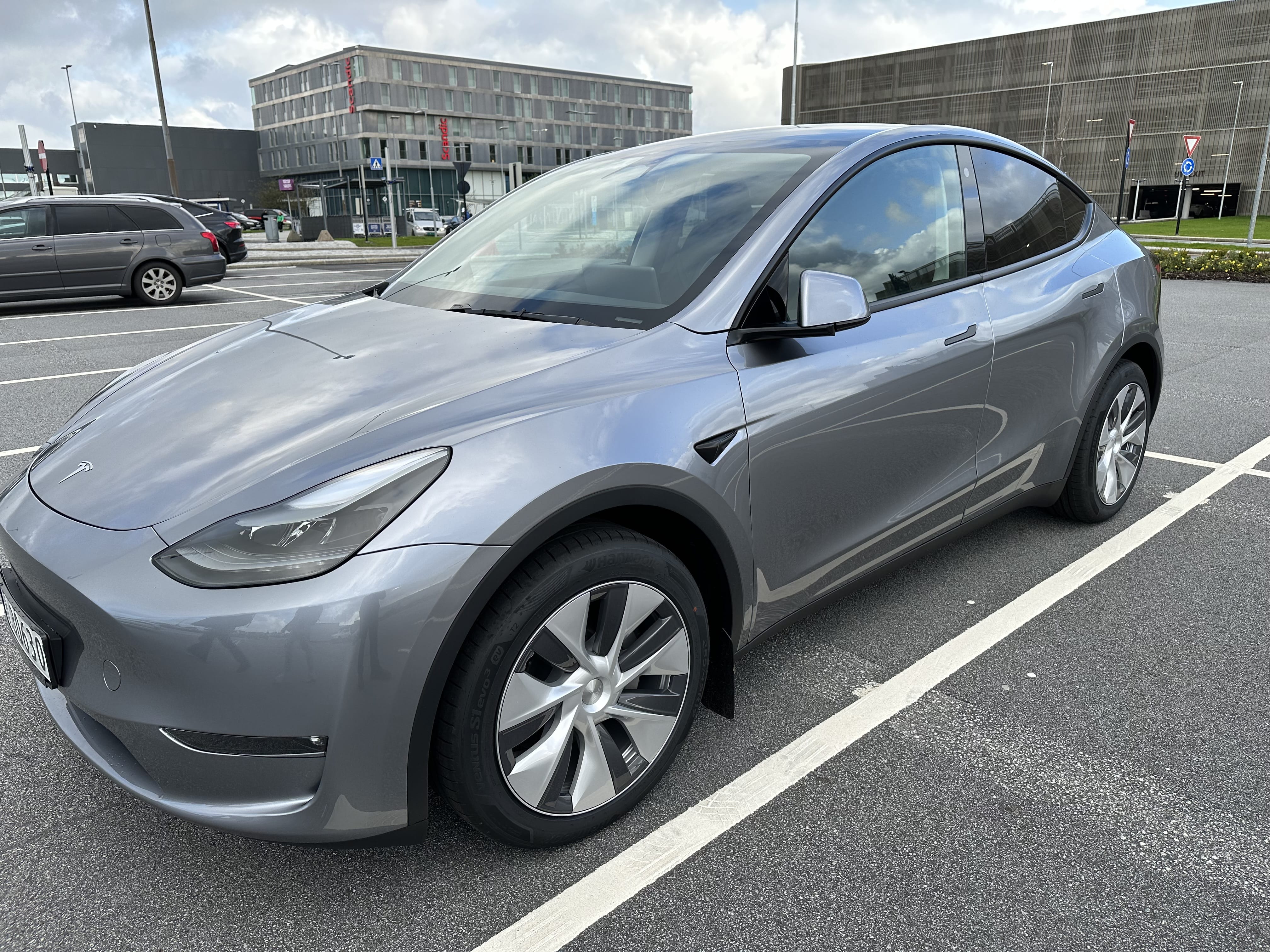 Tesla Model Y Long Range, 2023, Elektrisk, automatisk