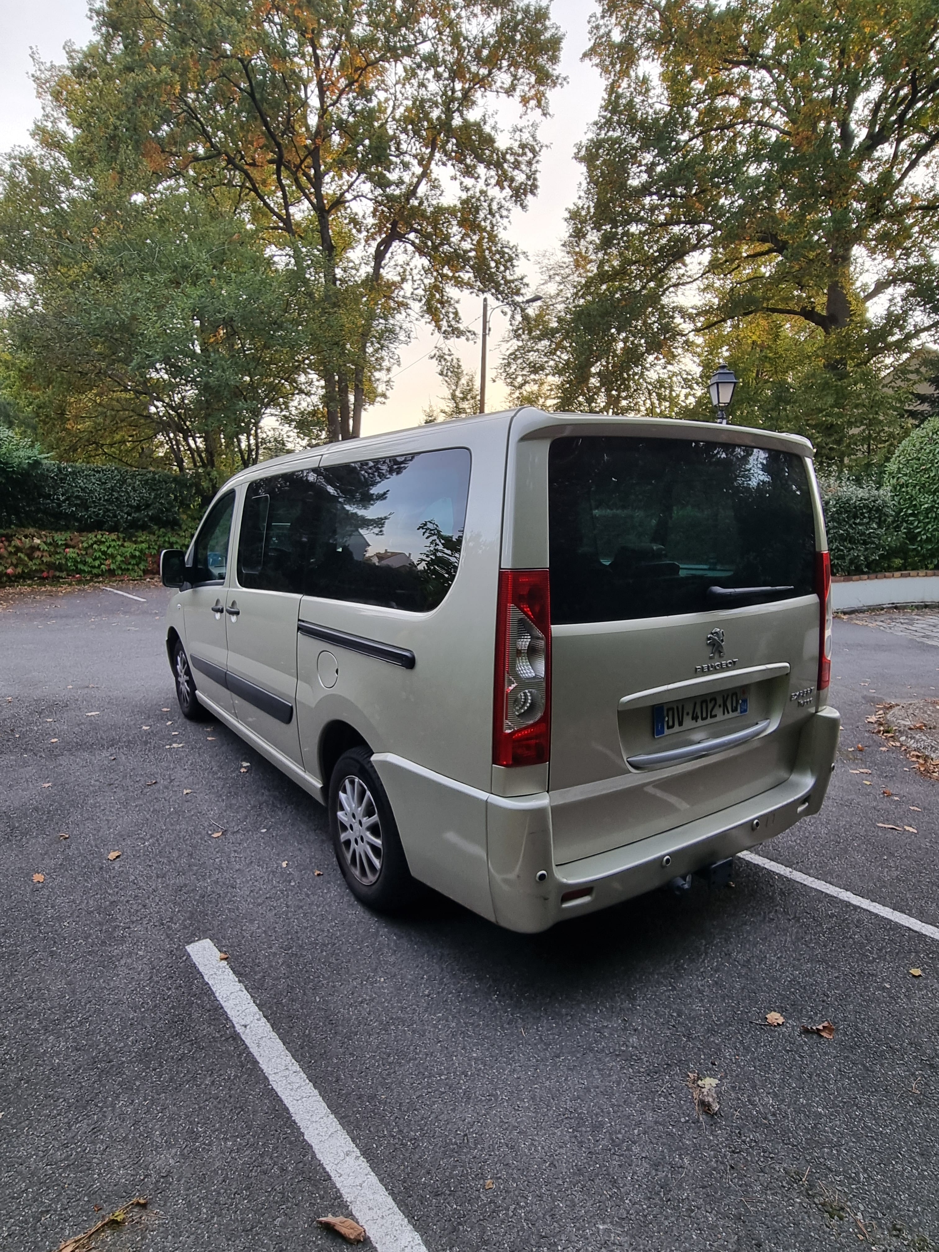 Peugeot Expert Tepee avec GPS