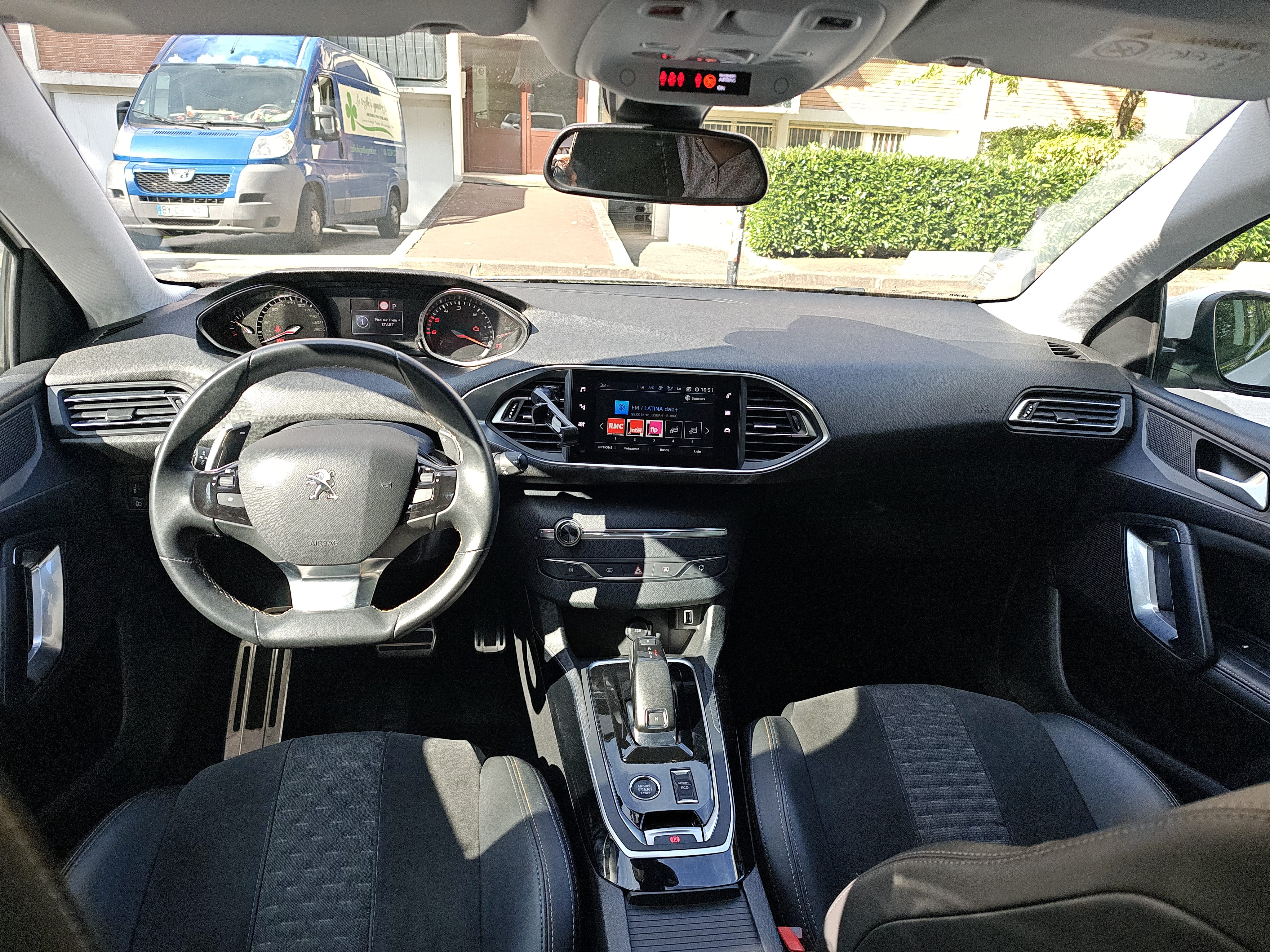 Peugeot 308 SW avec GPS