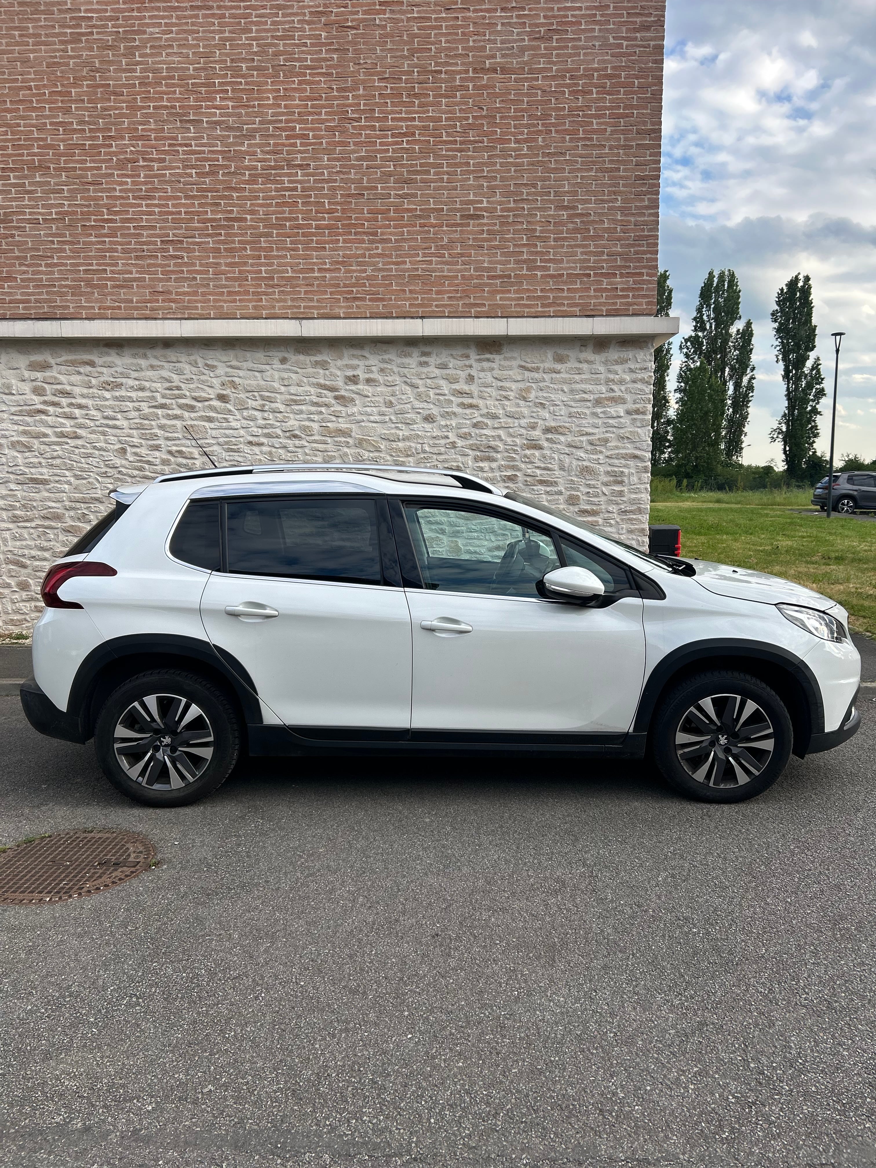 Peugeot 2008 avec Climatisation