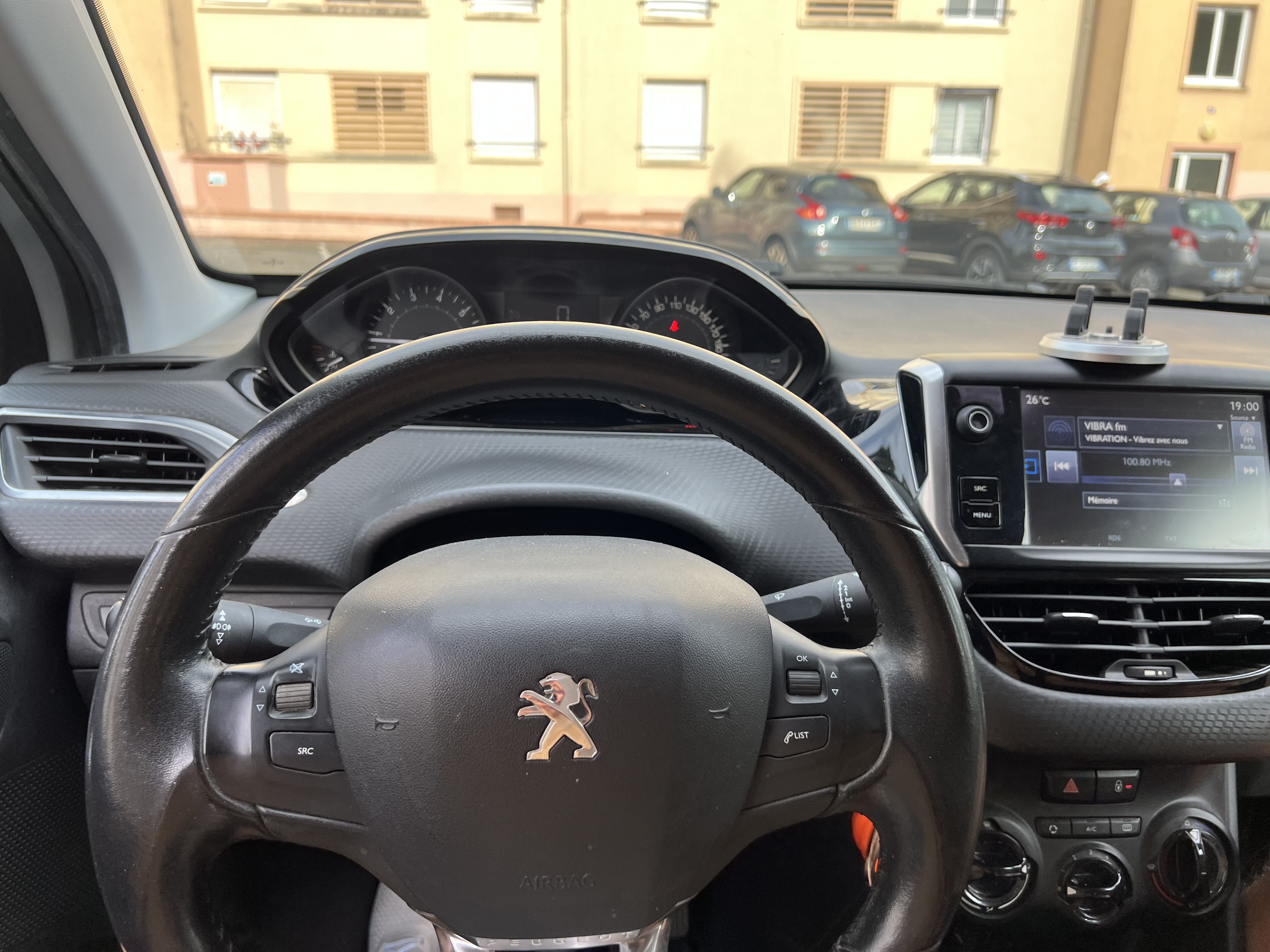 Peugeot 208 1.2 avec Régulateur de vitesse