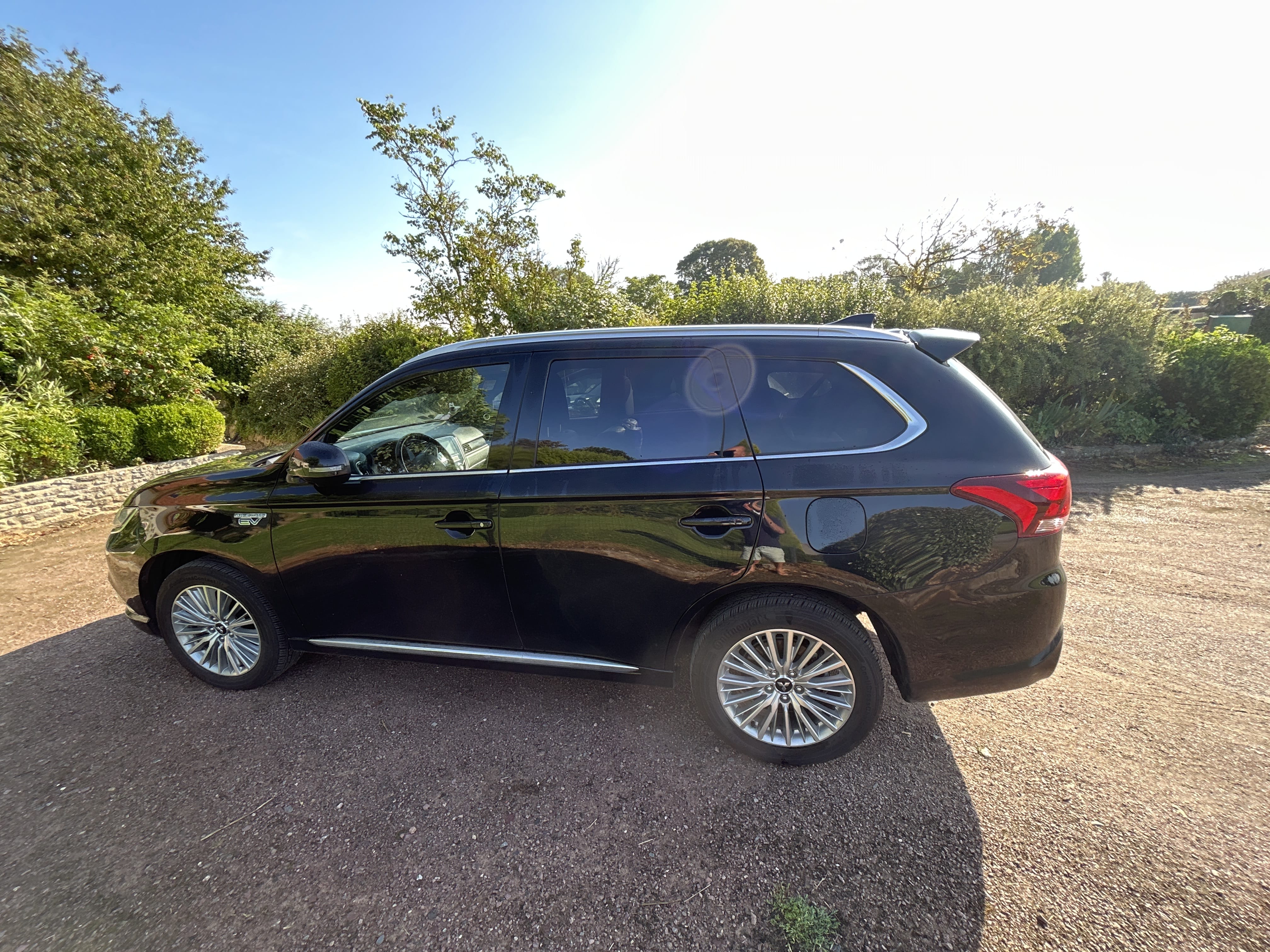 Mitsubishi Outlander Hybride avec Climatisation