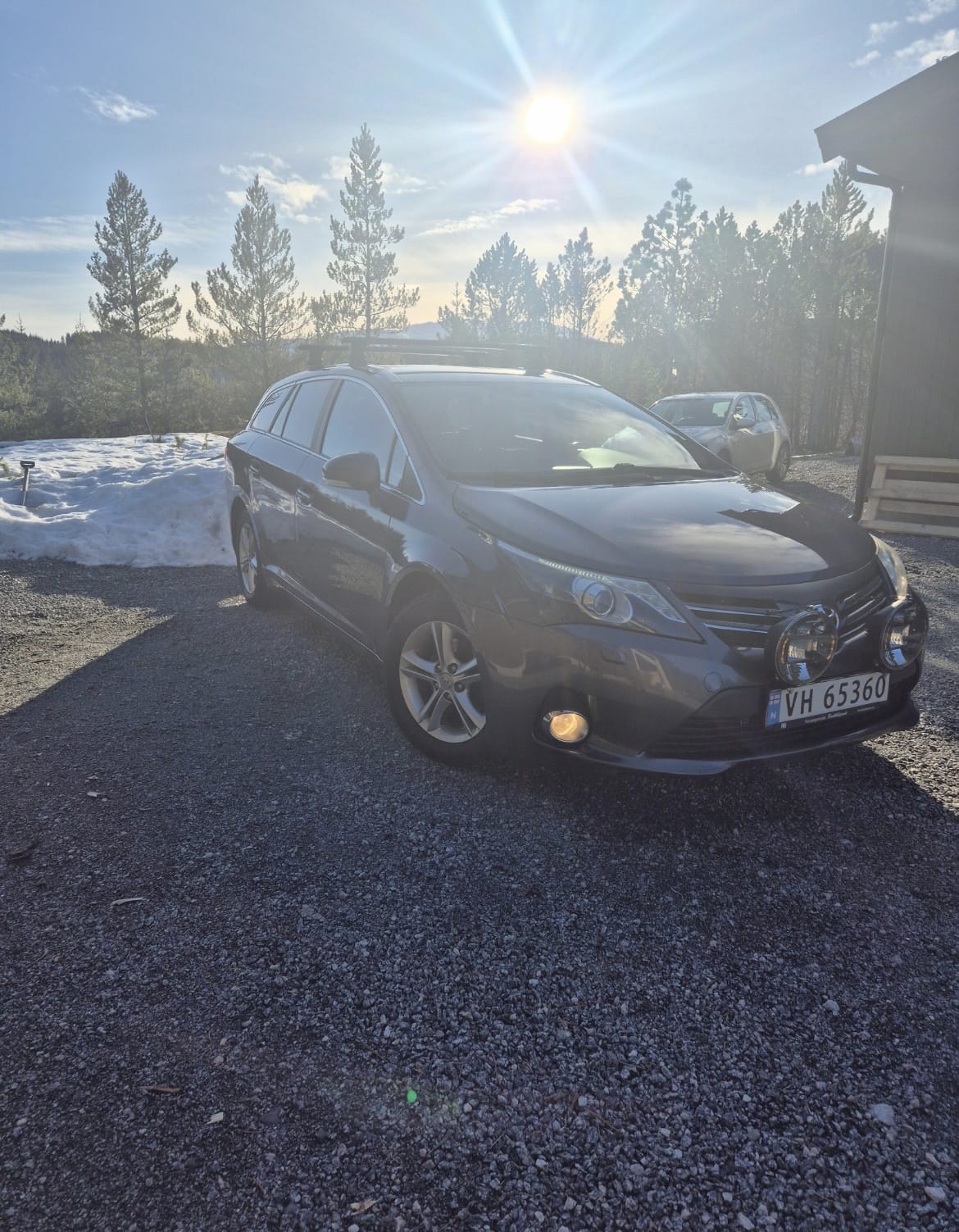 Toyota Avensis SW mit Rückfahrkamera
