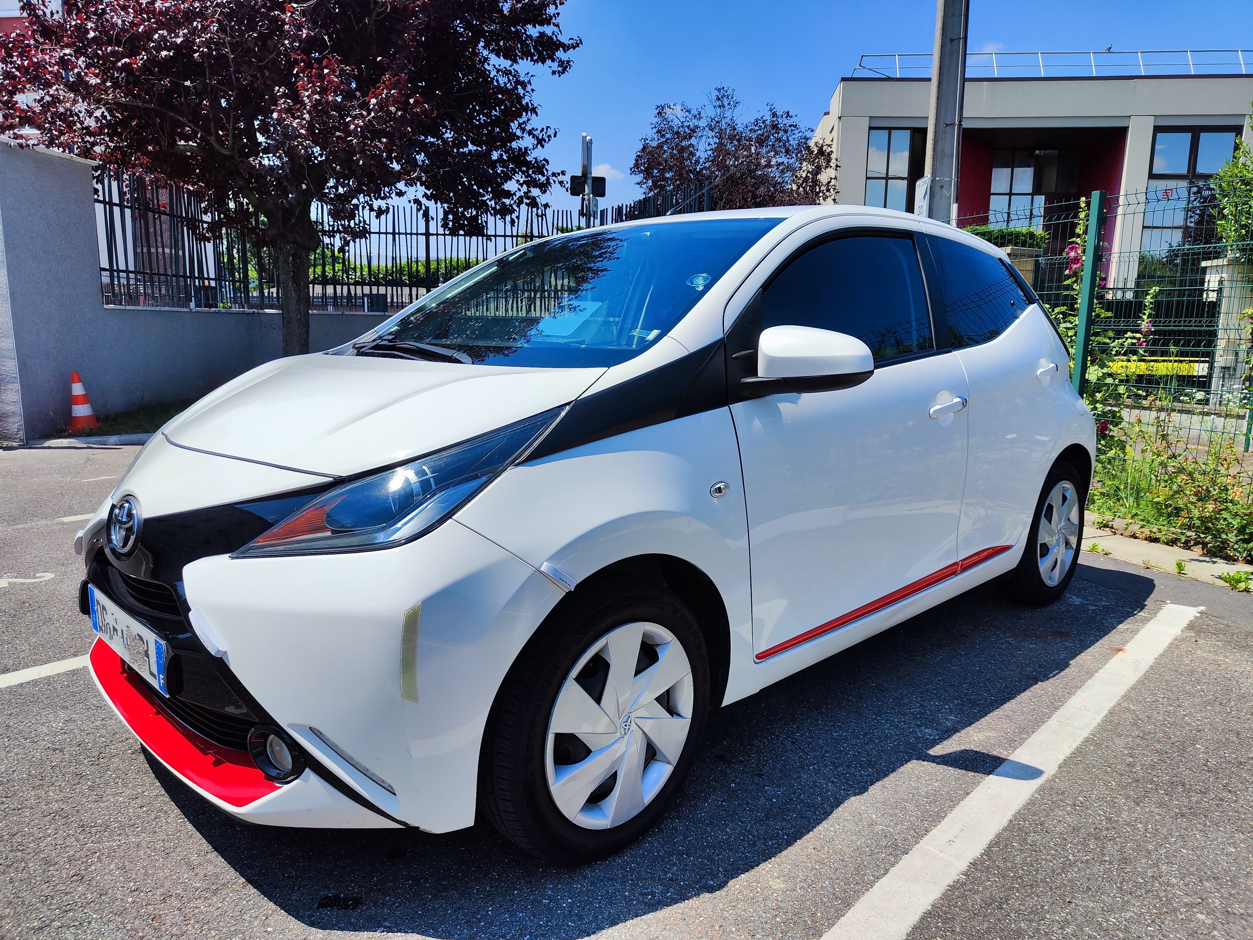 Toyota Aygo II 1.0 VVT-i 72 ch, 2015, Essence 98