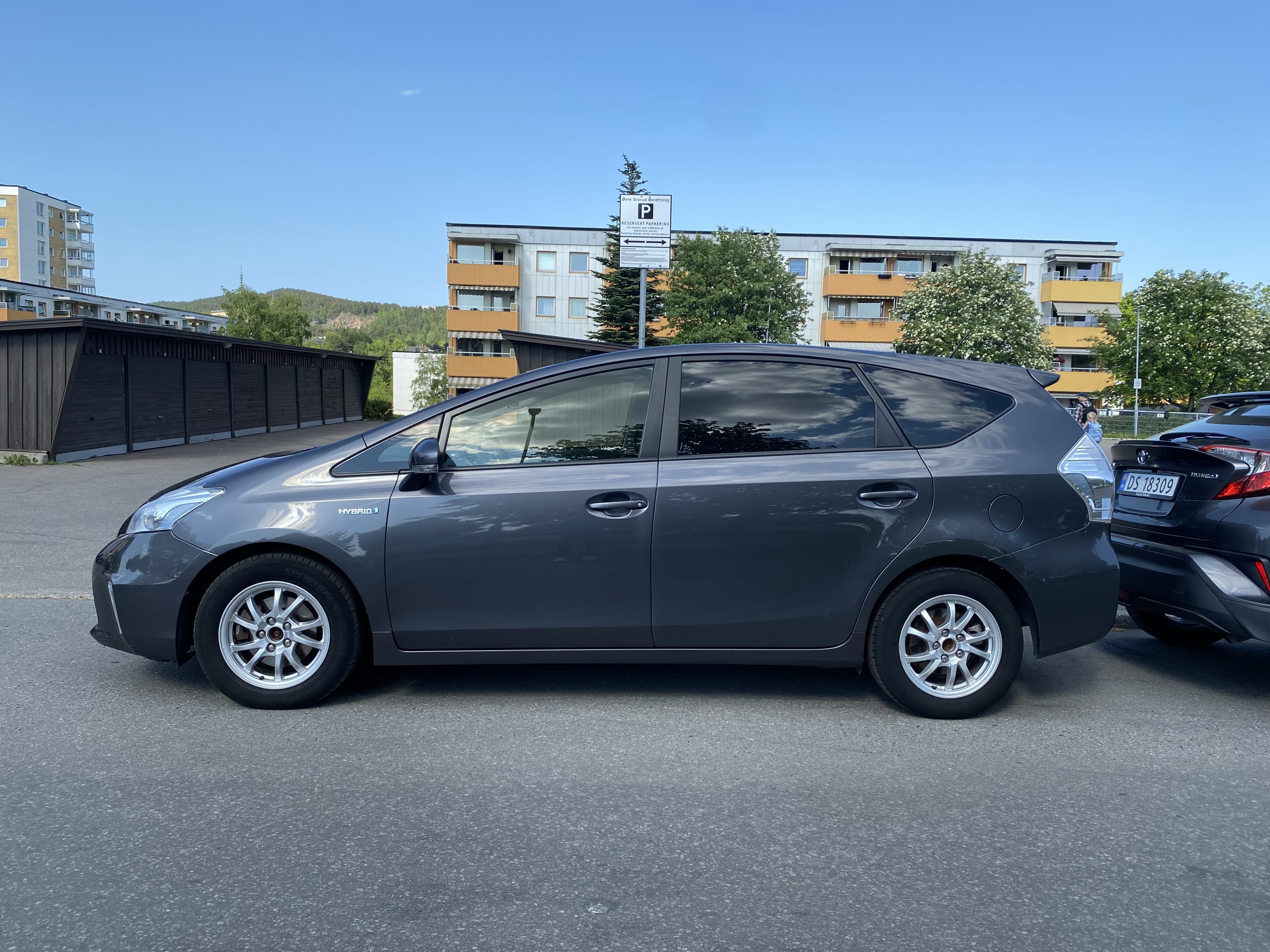 Toyota Prius + 7-Seter med Aircondition