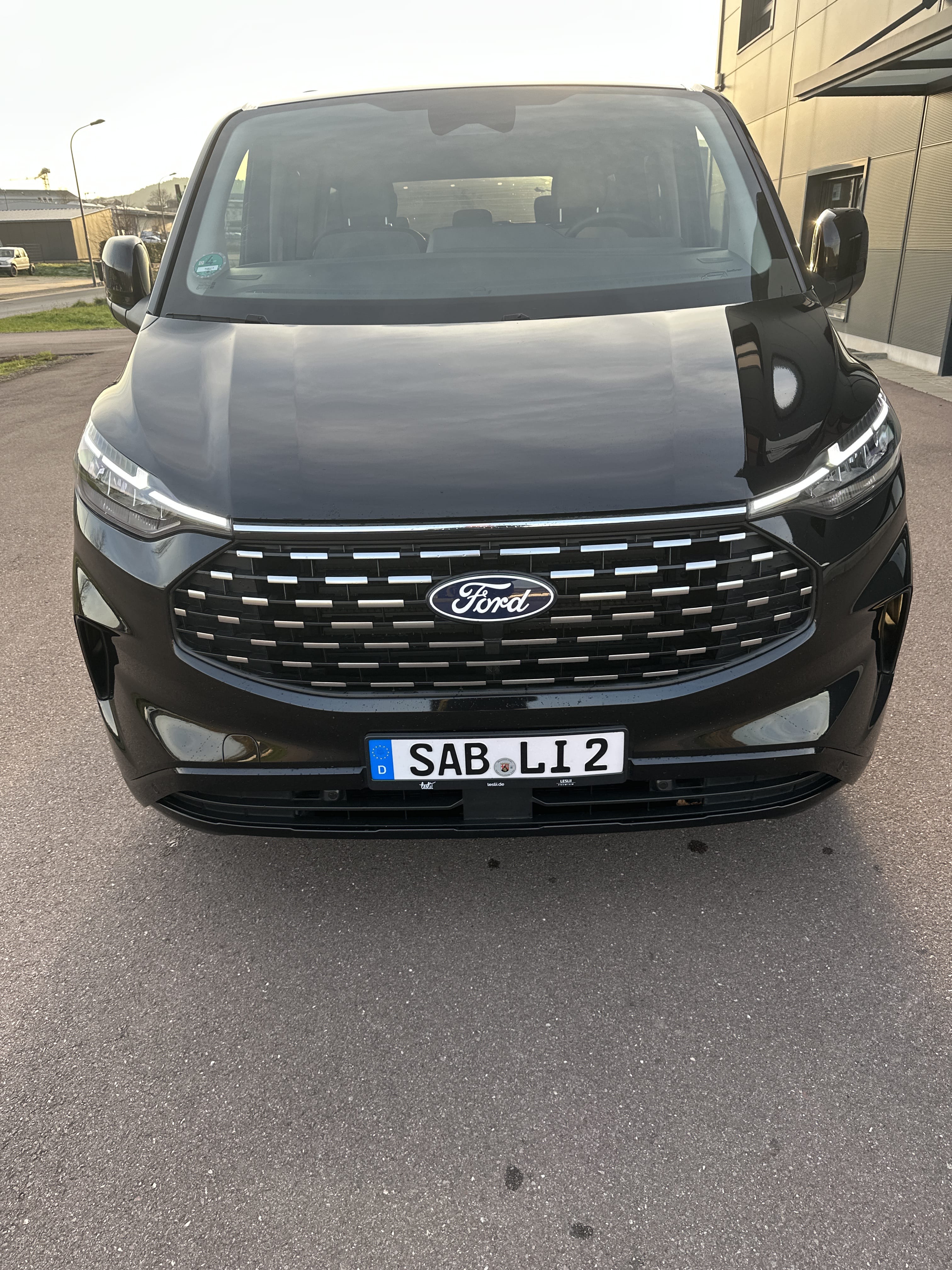 Ford Tourneo Custom Titanium 2.0 L2 NEUES MODELL 2024 mit Apple CarPlay