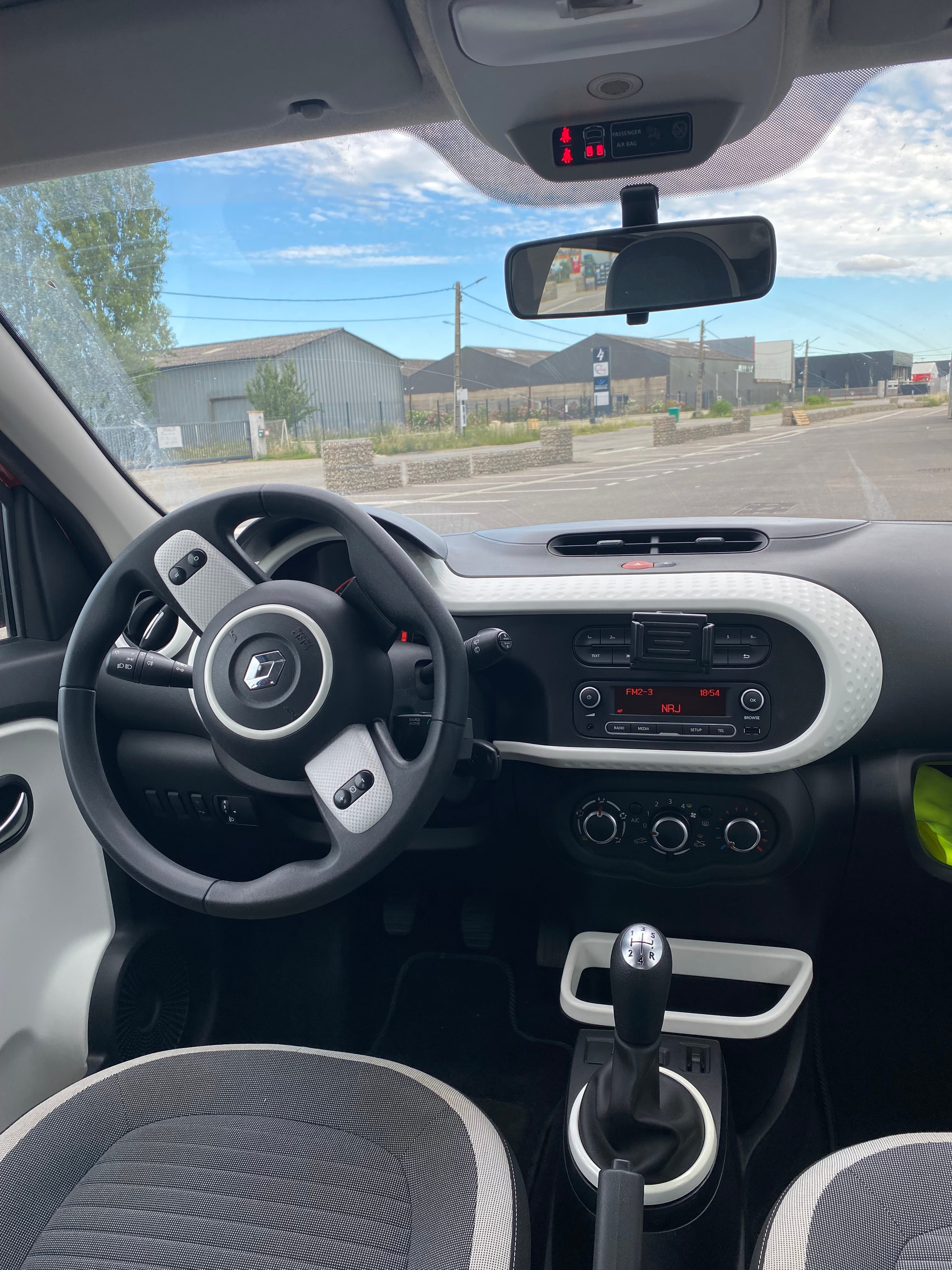 Renault Twingo III avec Audio Bluetooth