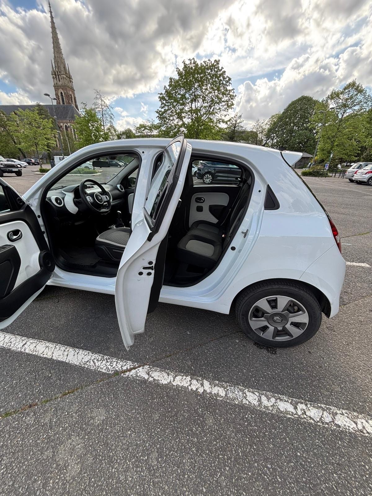 Renault Twingo III avec Climatisation