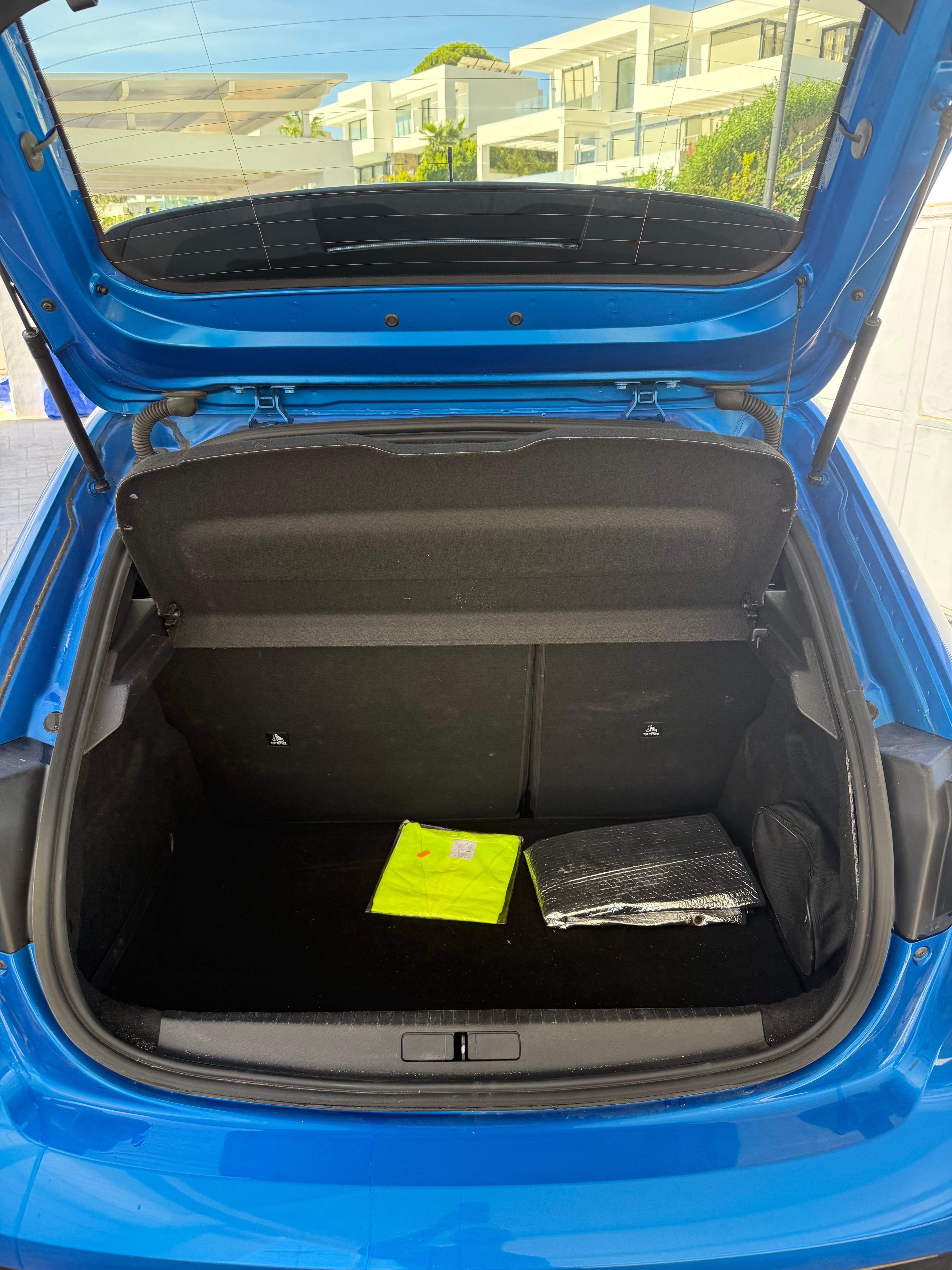 Peugeot 208 con Control de velocidad