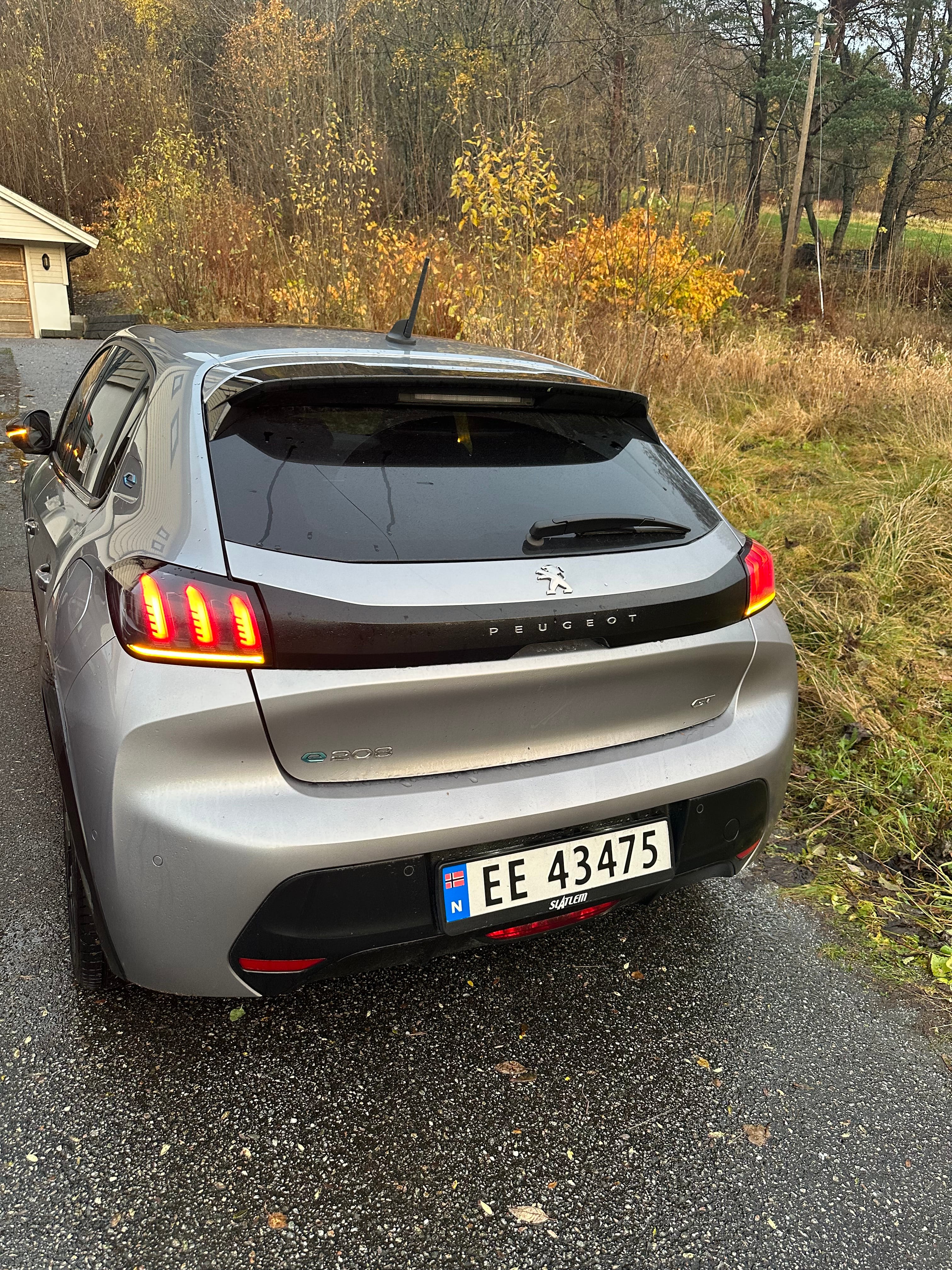 Peugeot 208 GT Line med GPS