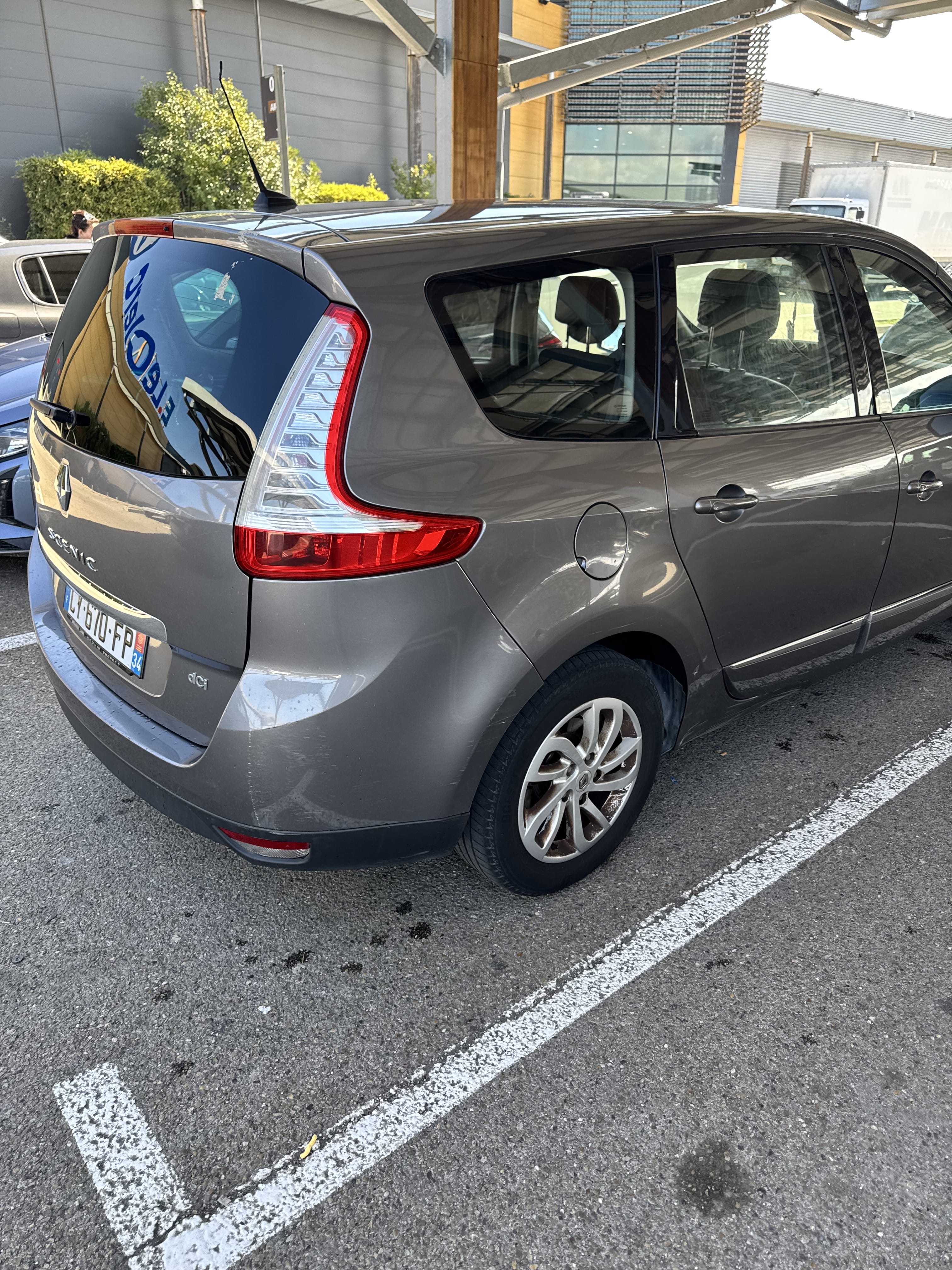 Renault Grand Scenic avec Régulateur de vitesse