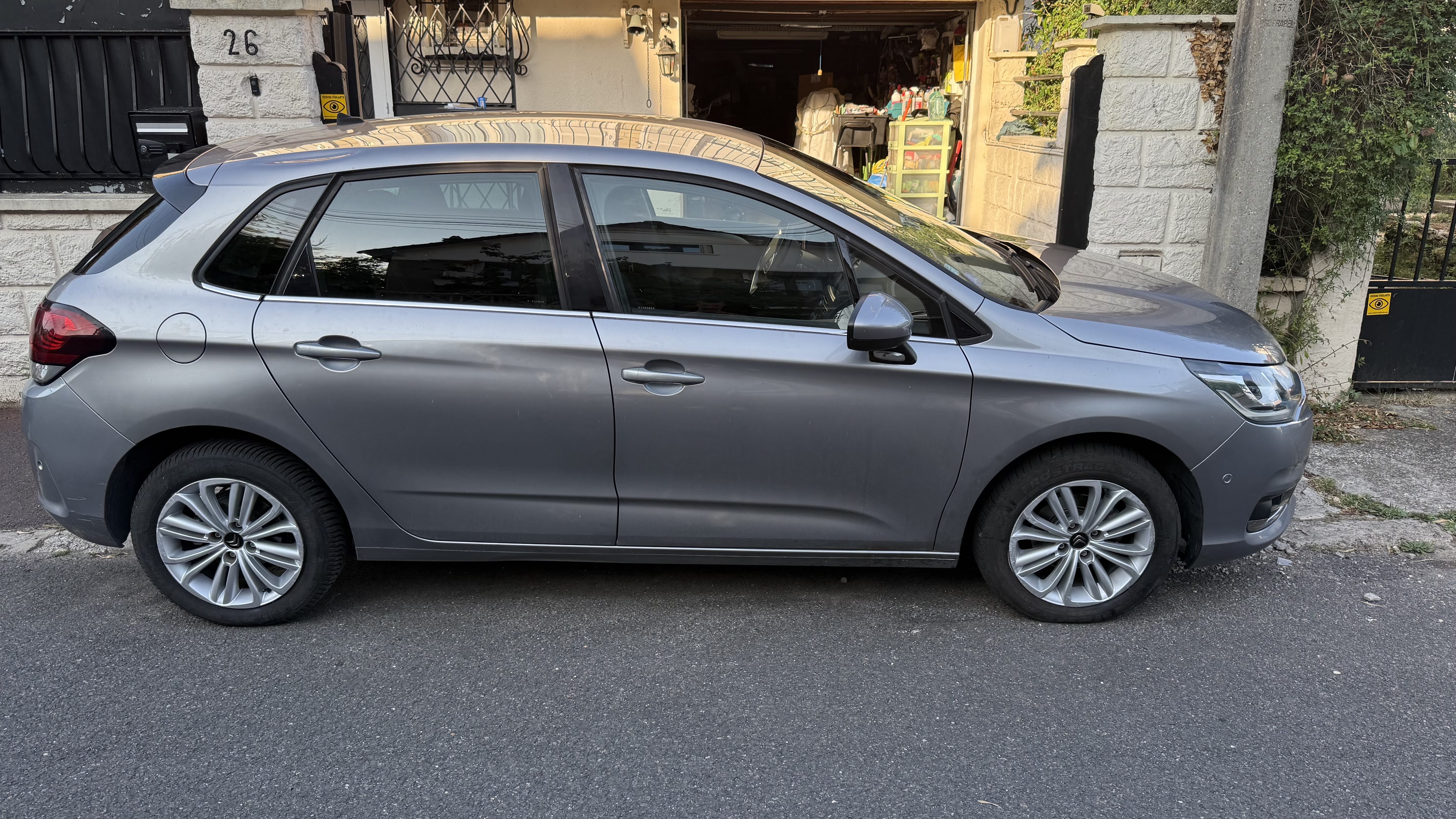 Citroen C4 110cvs avec Climatisation