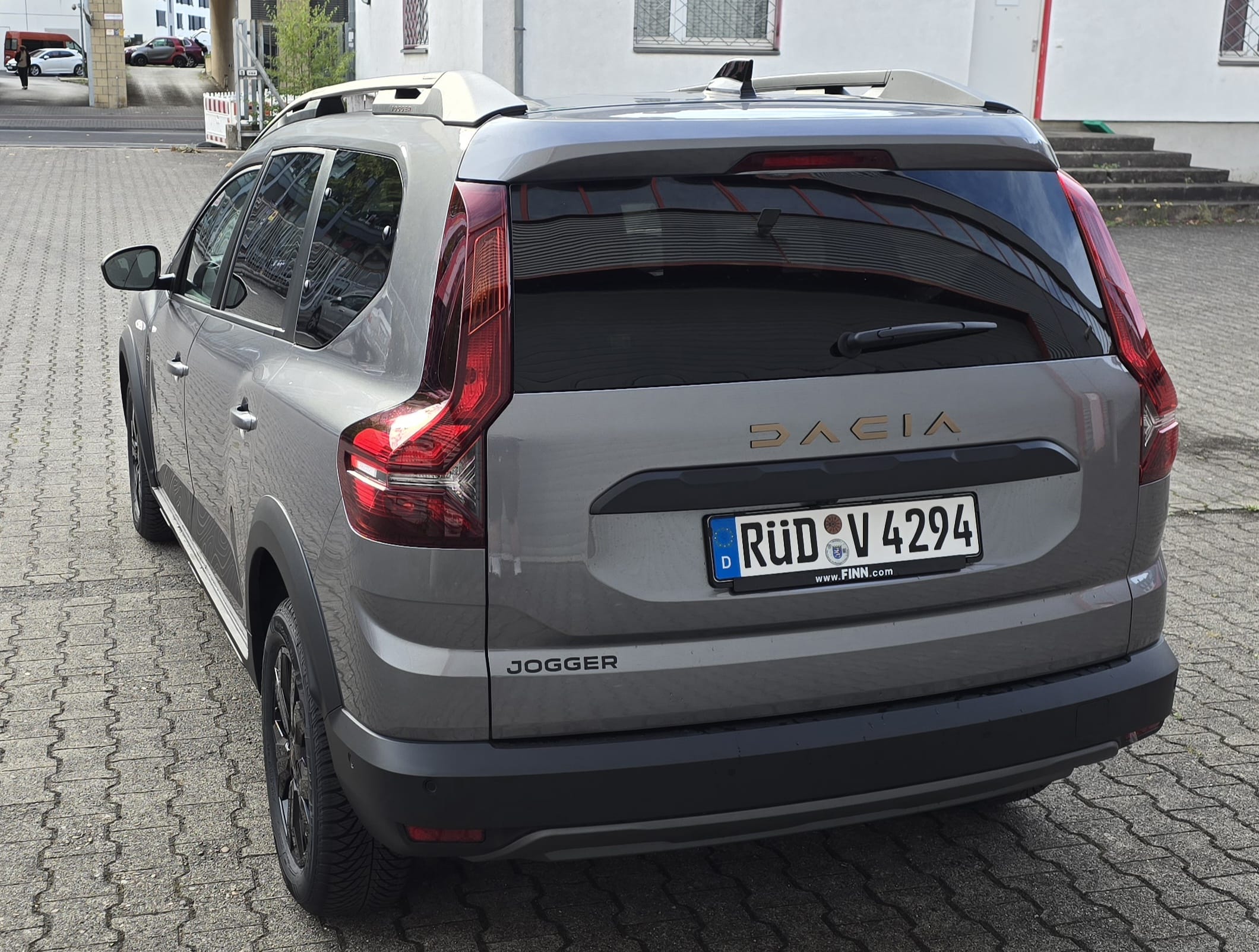 Dacia Jogger 5+2 Sitze, (fast) Neuwagen avec Caméra de recul