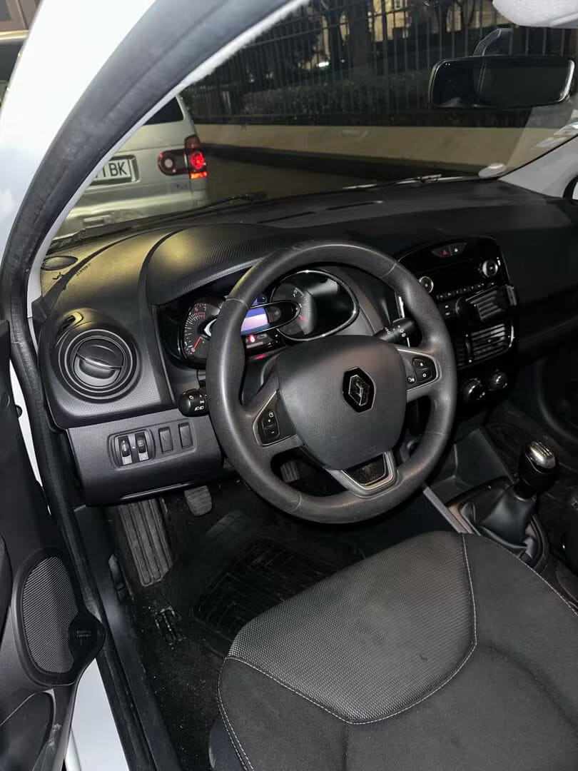 Renault Clio avec GPS
