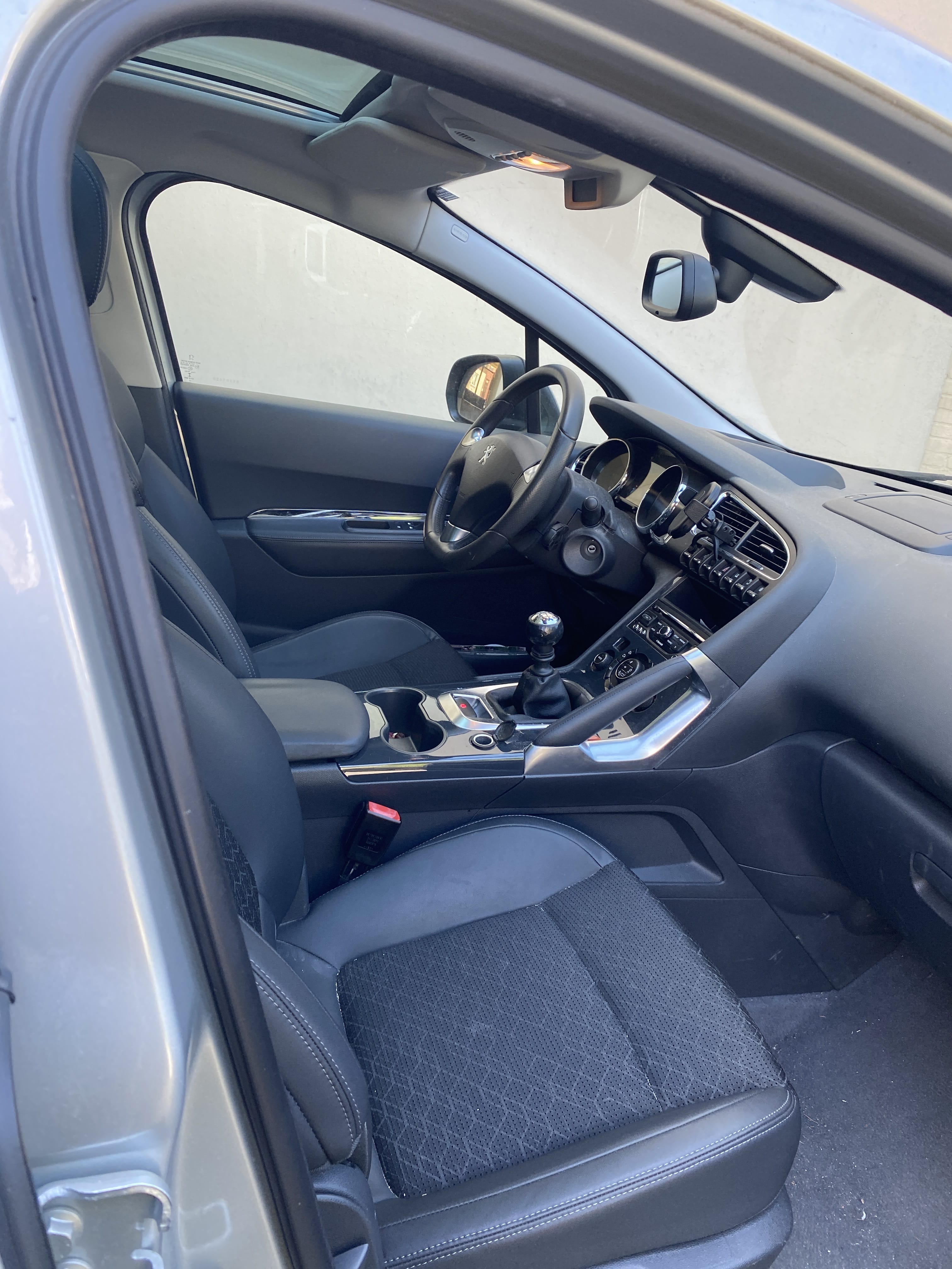 Peugeot 3008 avec Siège bébé