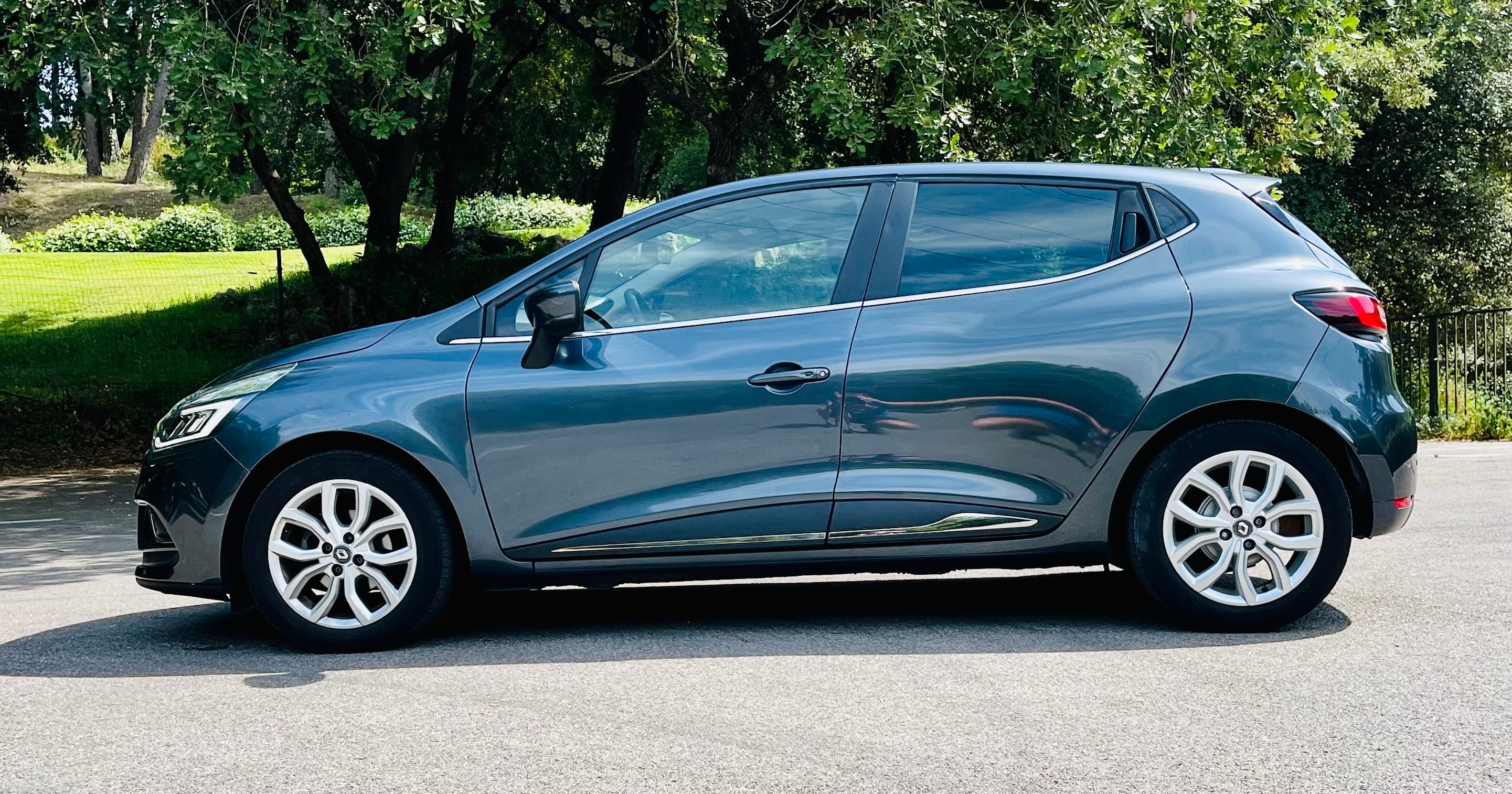 Renault Clio IV TCe 120Ch Intens avec Climatisation
