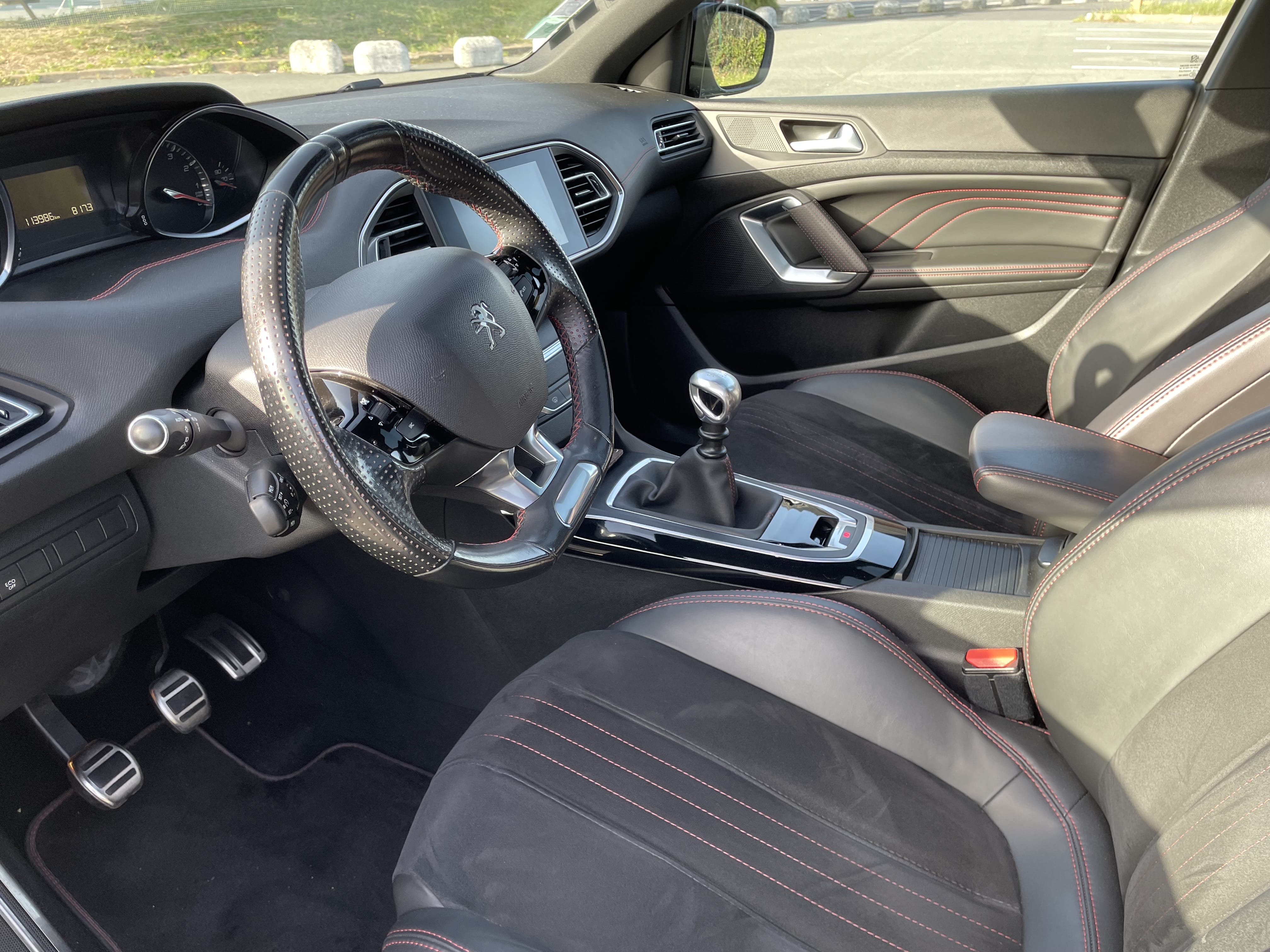 Peugeot 308 GT Line avec GPS