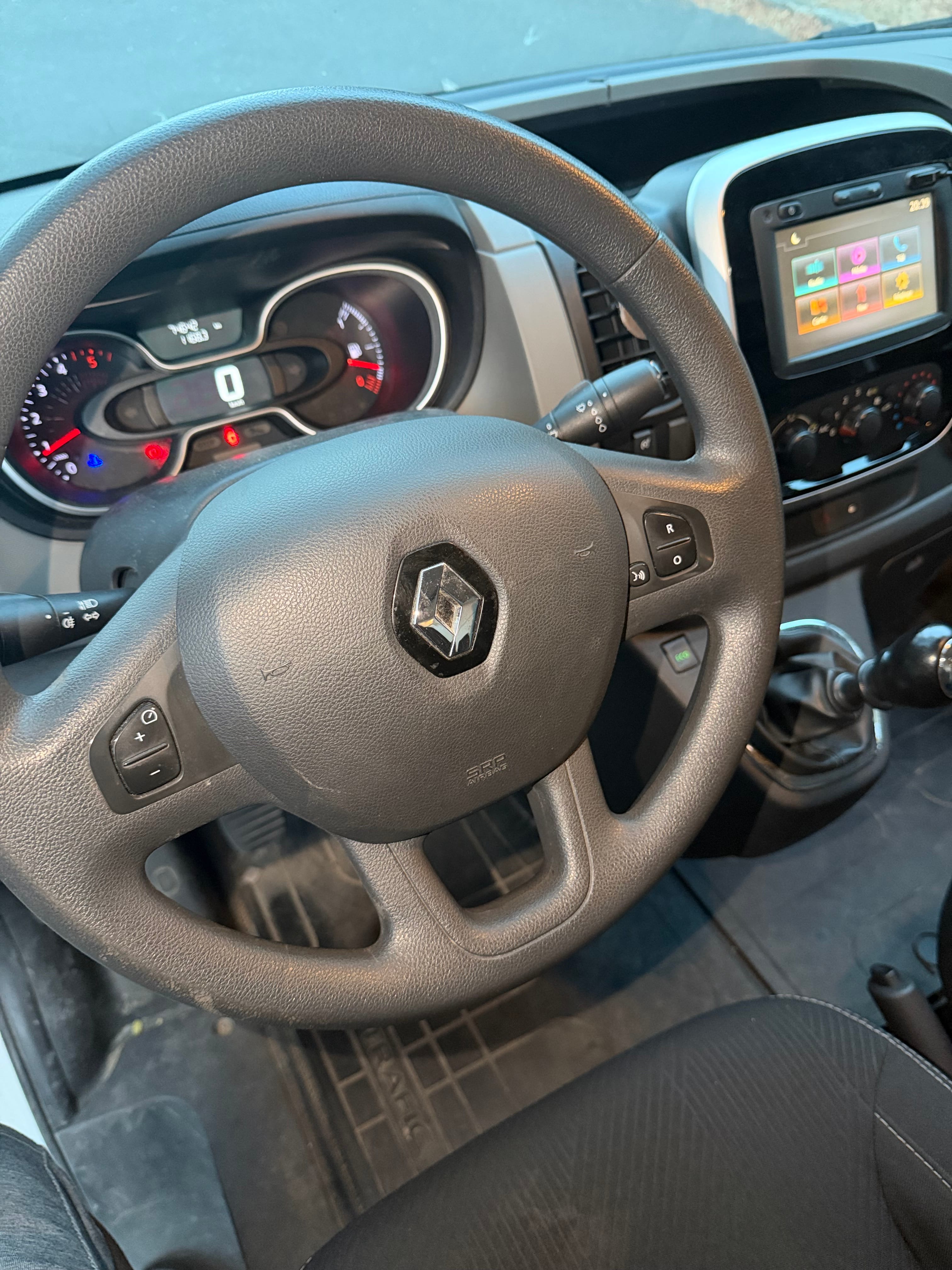 Renault Trafic avec Entrée audio / iPod