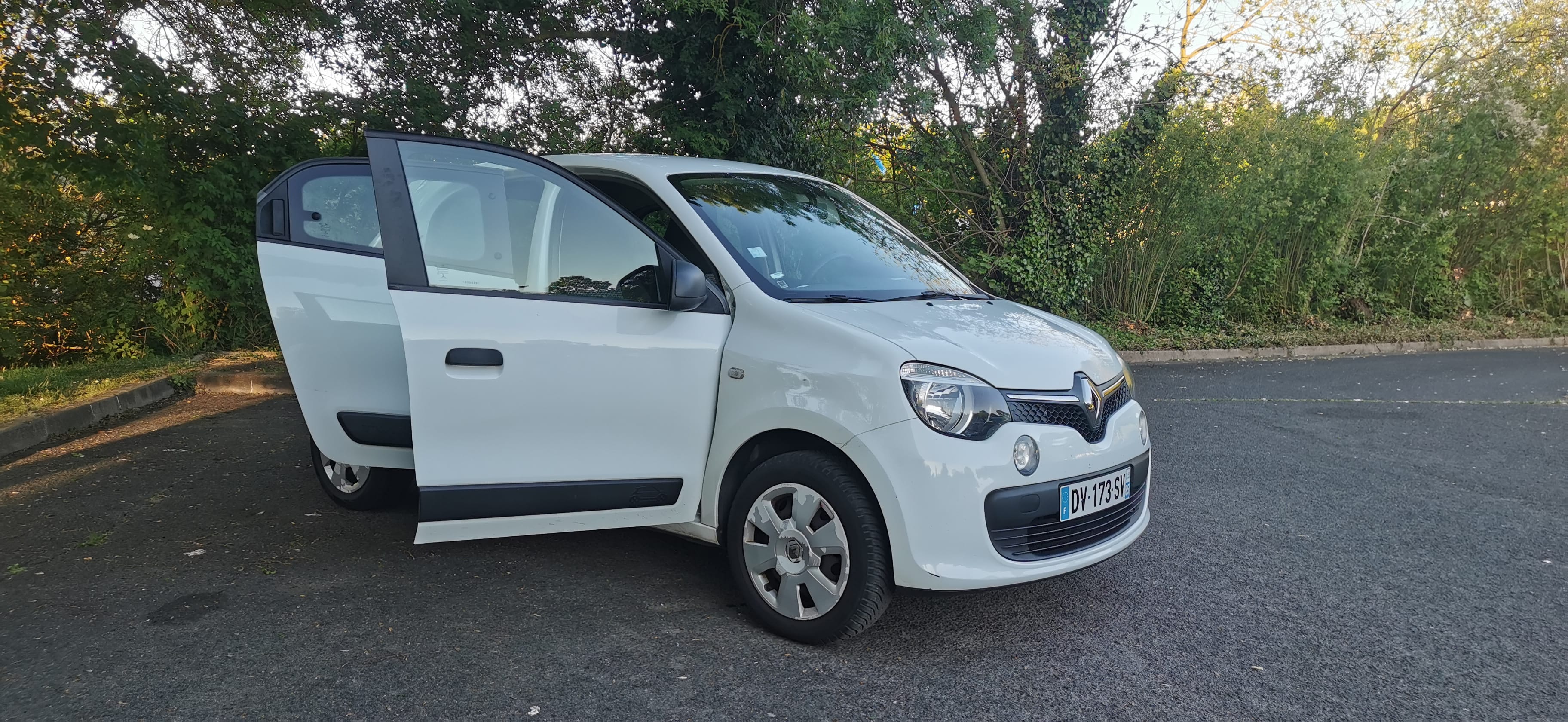Renault Twingo III Blanche ph1